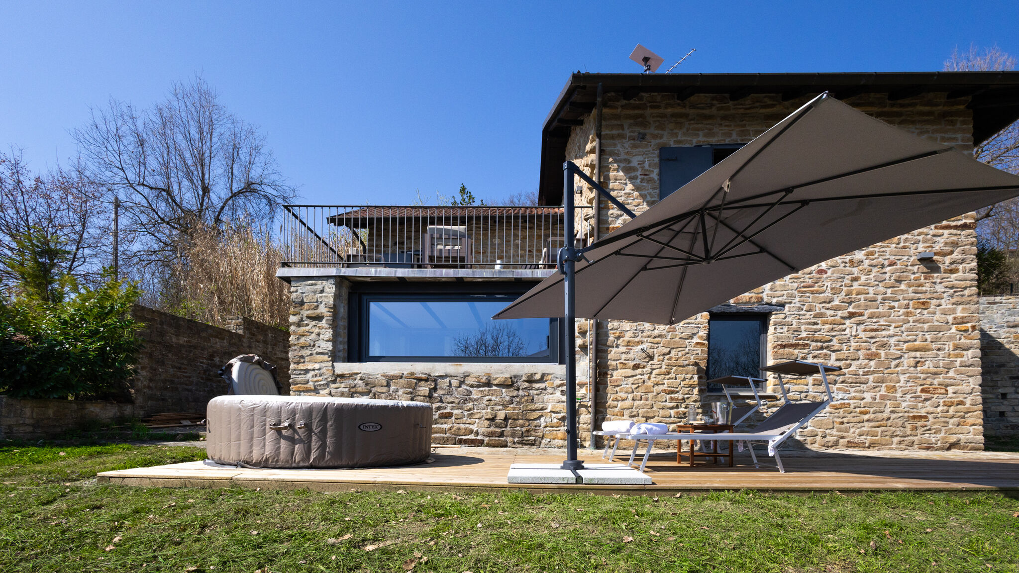 Italianway Cessole Vineyard Fit - Spa Retreat. Jacuzzi Sauna Langhe