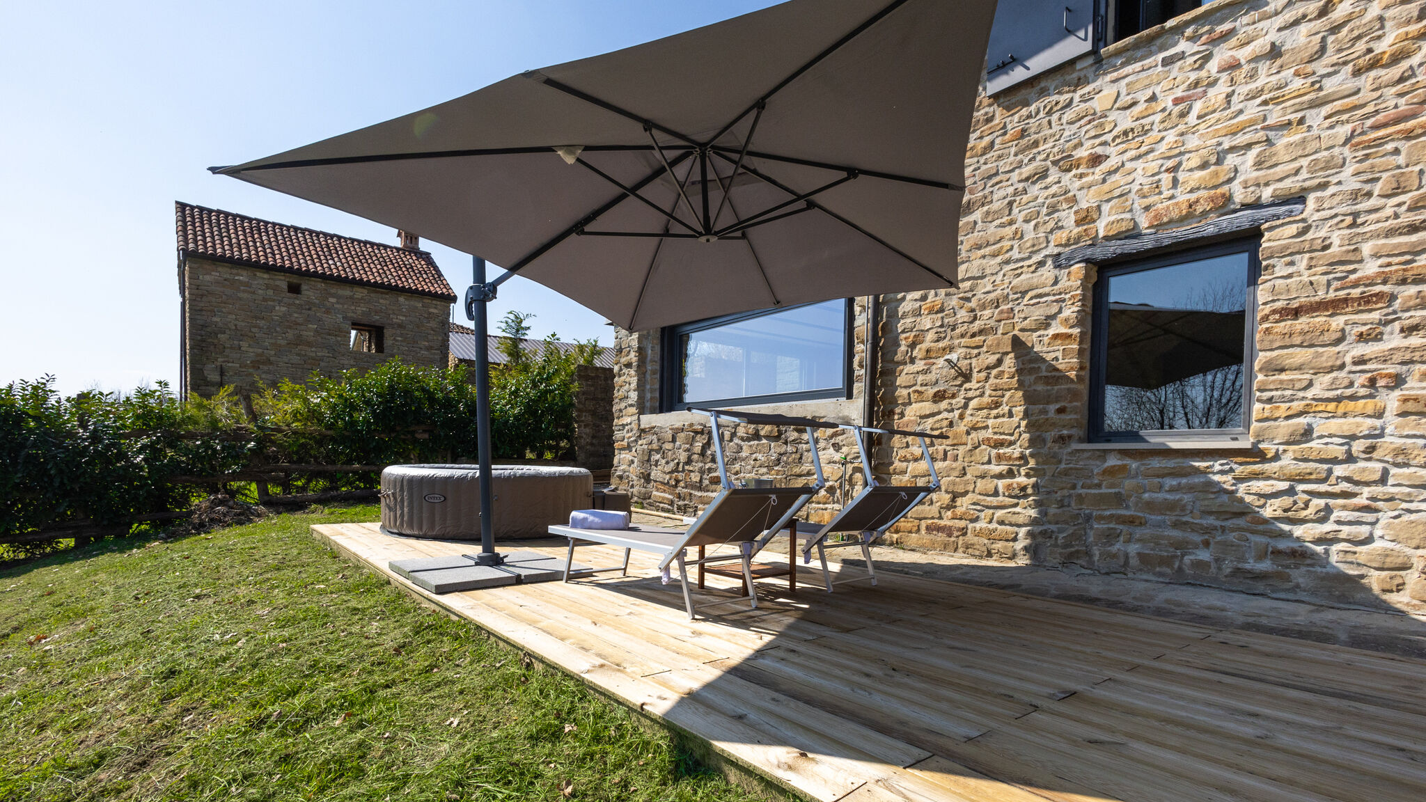 Italianway Cessole Vineyard Fit - Spa Retreat. Jacuzzi Sauna Langhe