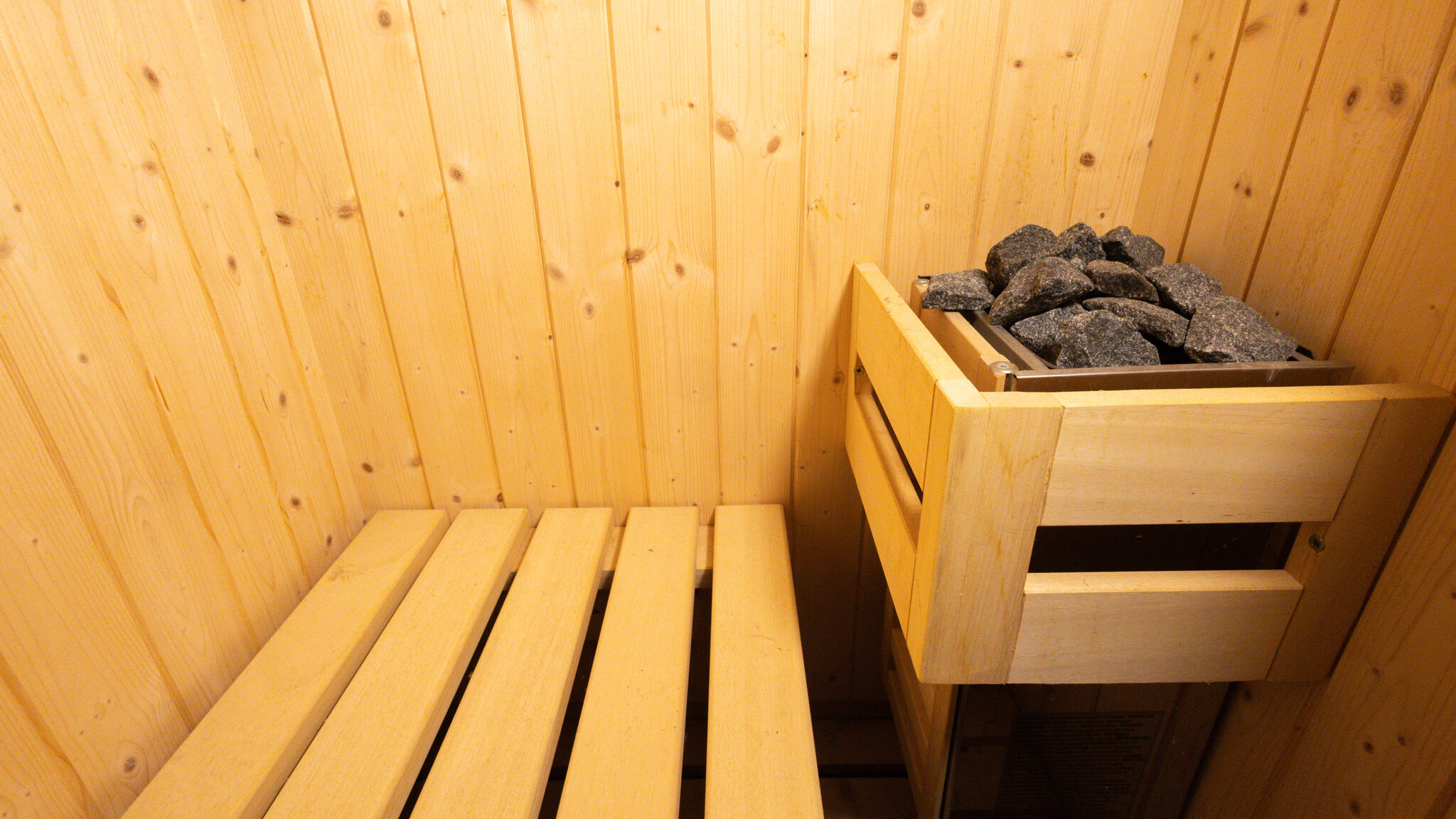 Italianway Cessole Vineyard Fit - Spa Retreat. Jacuzzi Sauna Langhe