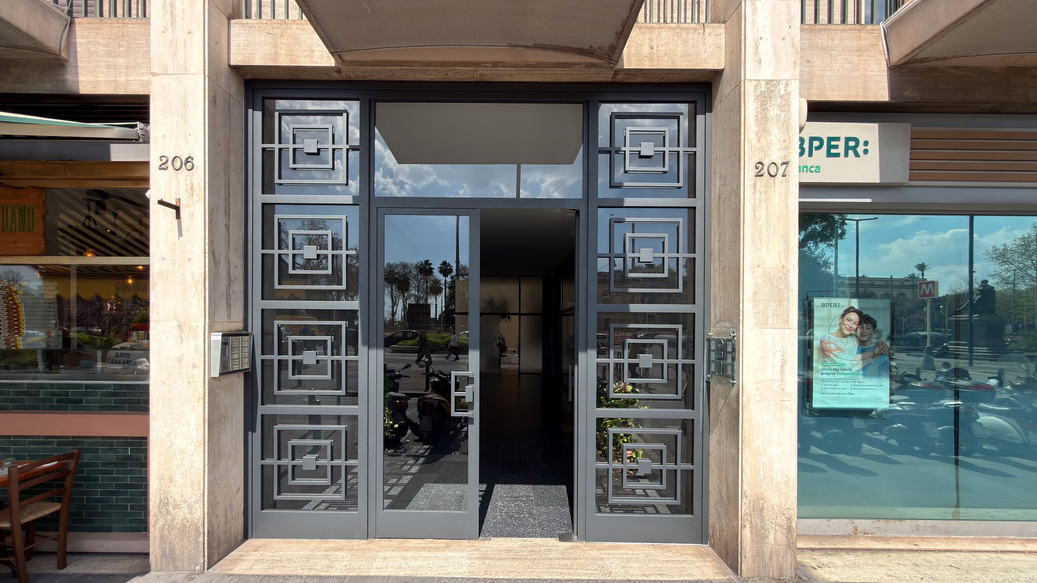 Italianway Napoli Riviera di Chiaia 207 - 1° Piano