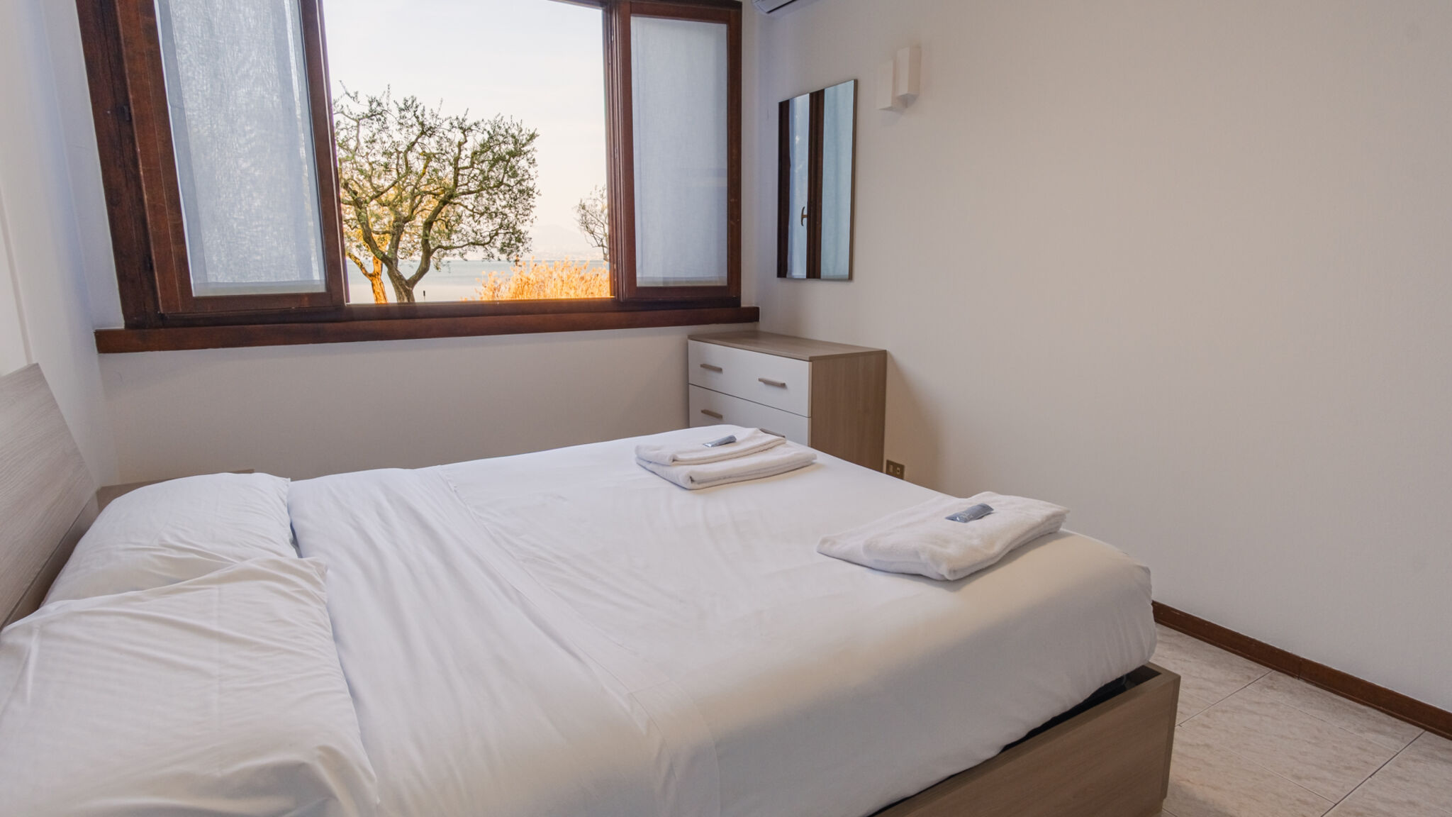 Italianway Sirmione Vista Lago Apartment