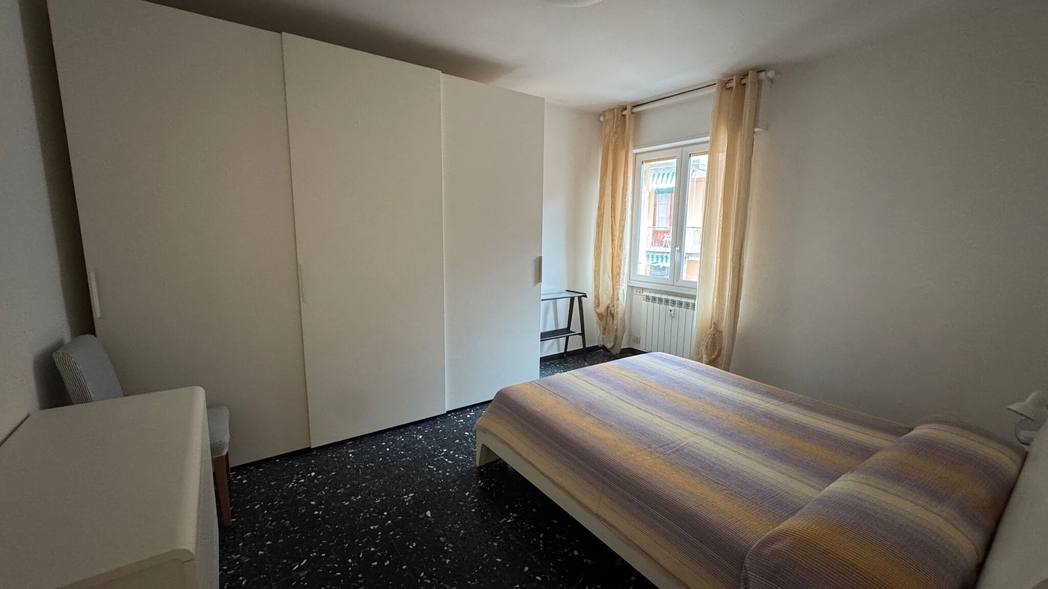 Italianway Monterosso al Mare Calaqui in the centre near the beach