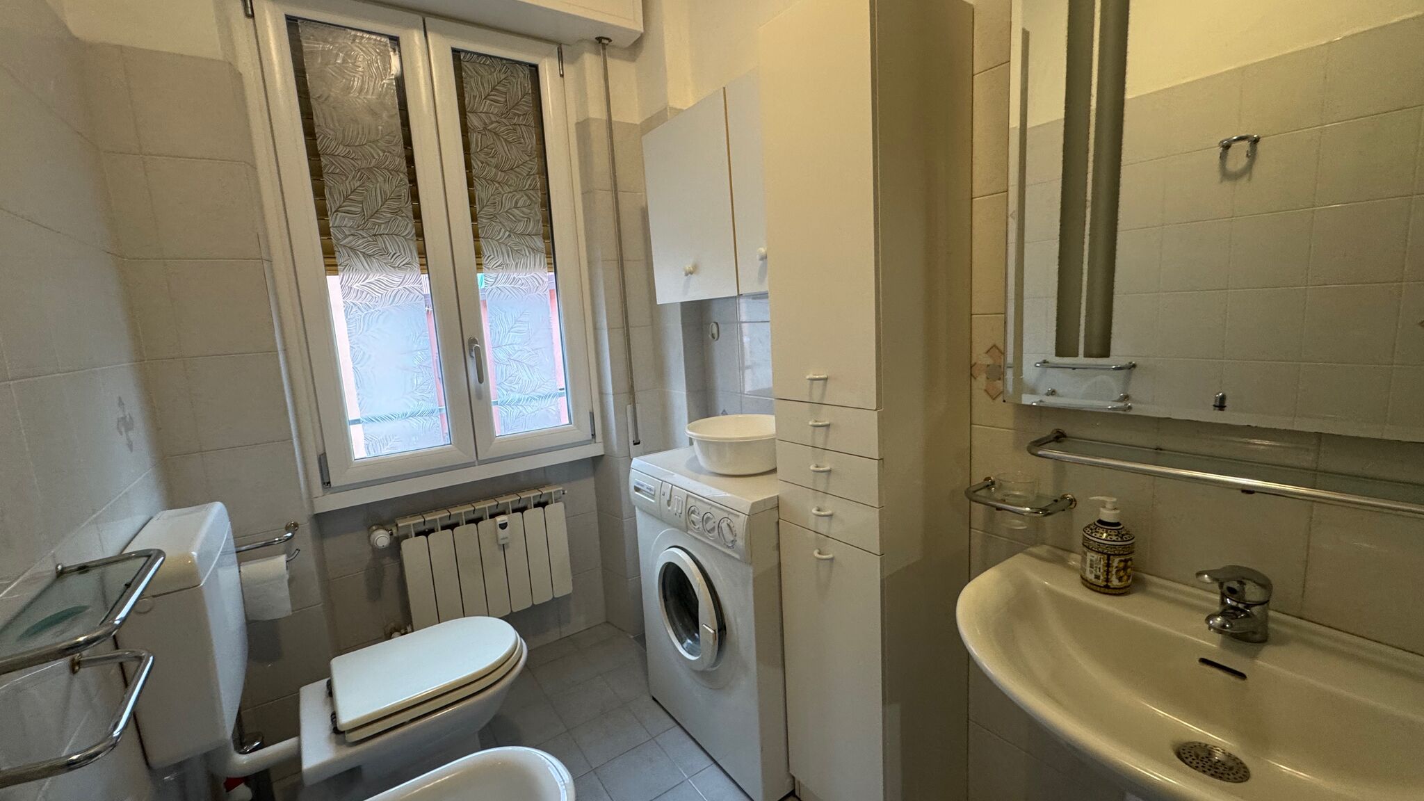 Italianway Monterosso al Mare Calaqui in the centre near the beach