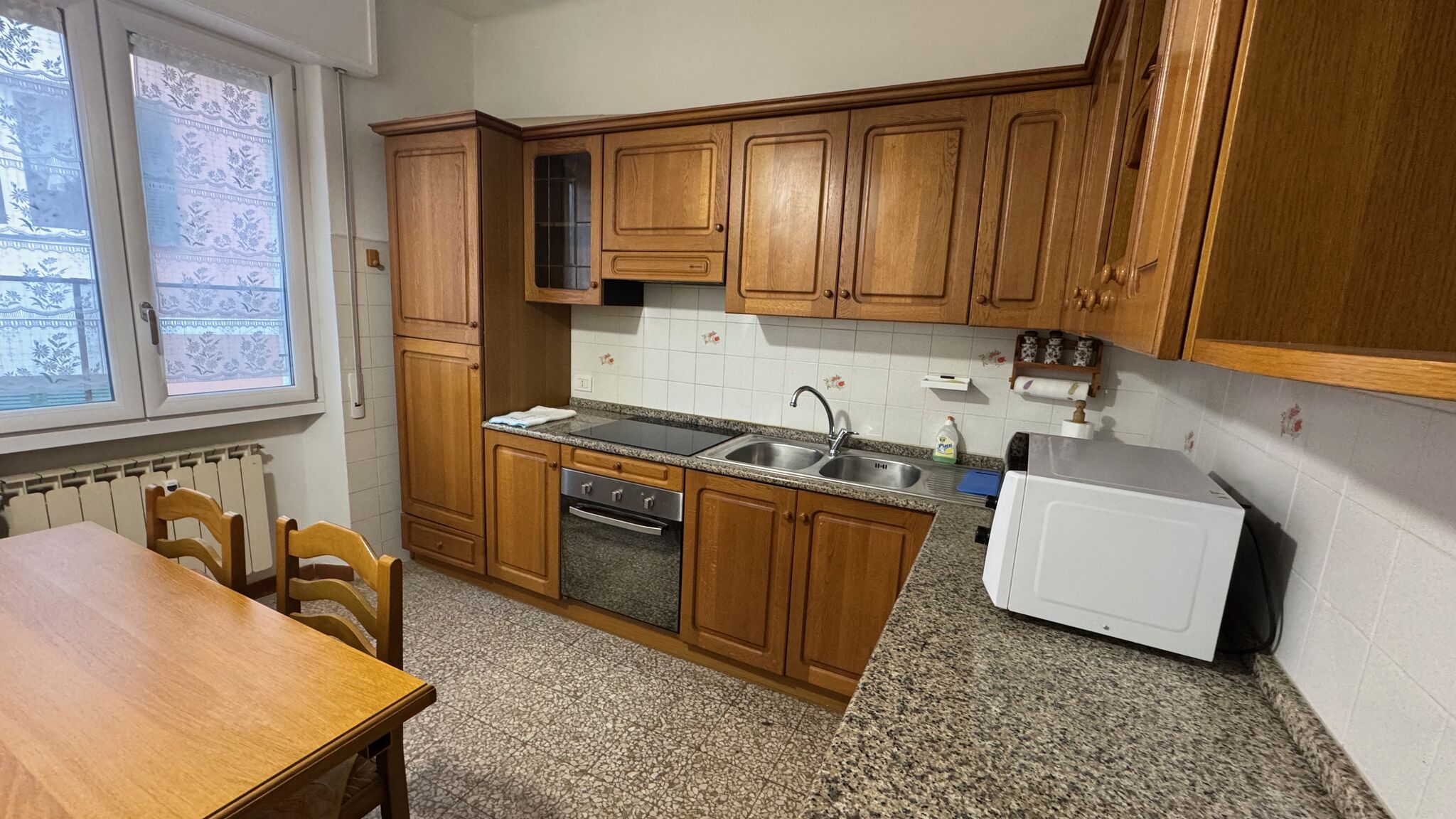 Italianway Monterosso al Mare Calaqui in the centre near the beach