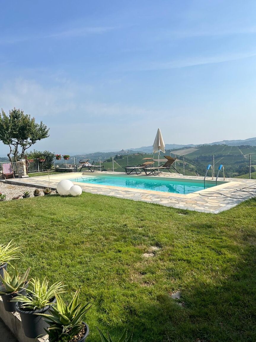 Italianway Monforte d'Alba A Casa di Beppe a Monforte d'Alba 