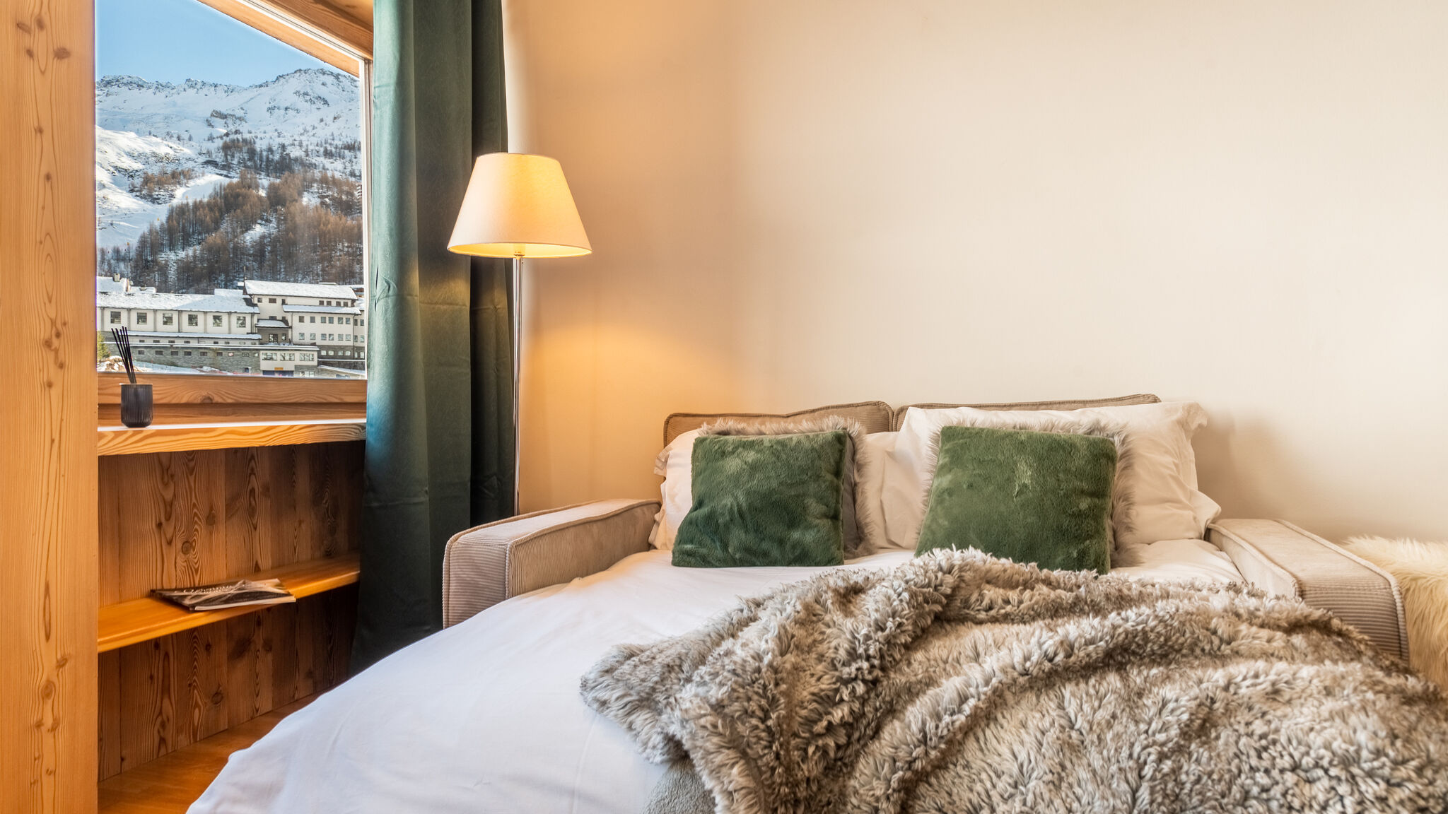 Italianway Valtournenche TrackSide House | Panoramic Ski-In Ski-Out