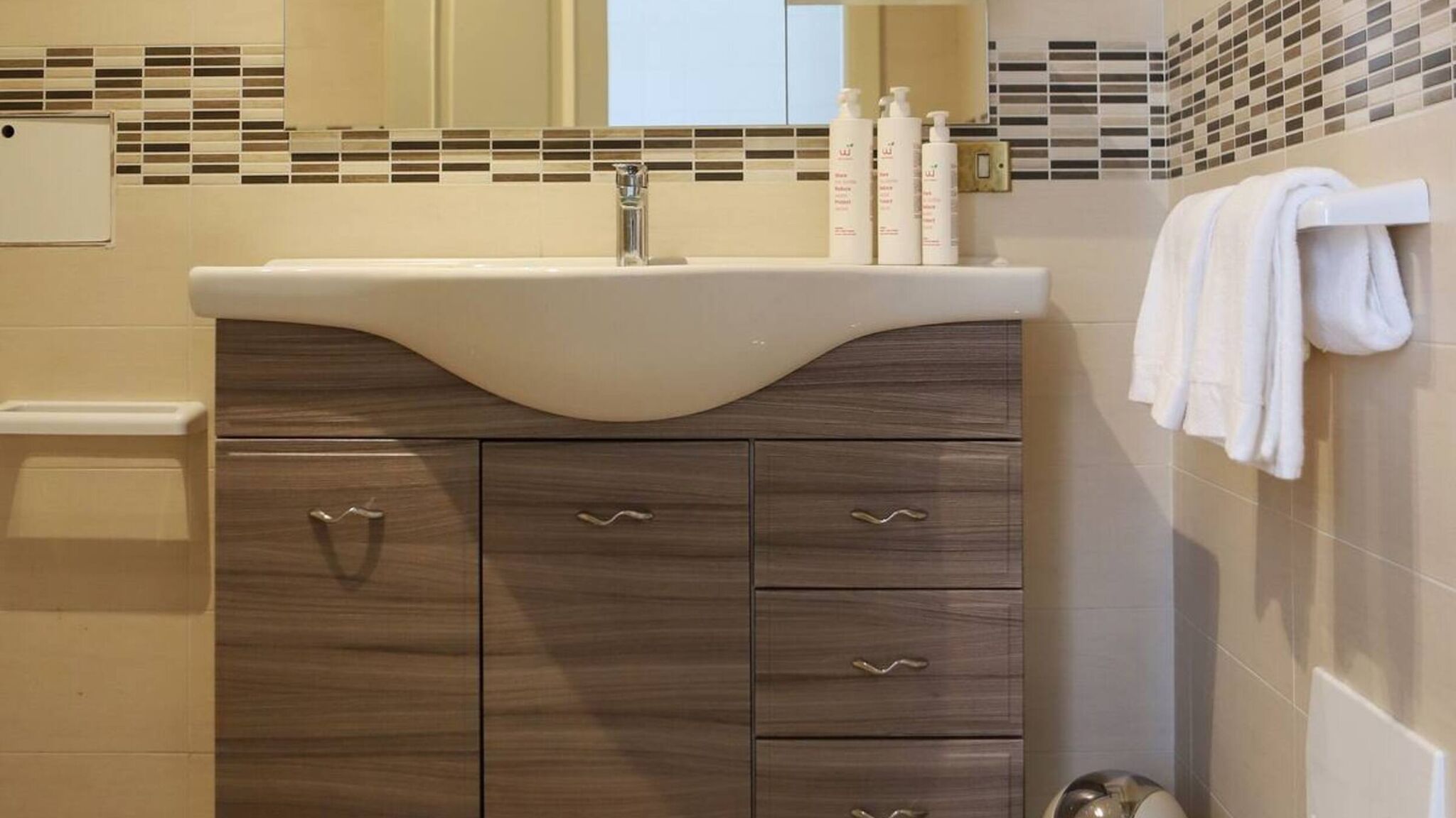 Italianway Napoli Luxury Toledo 22 - “Re Vittorio Emanuele”