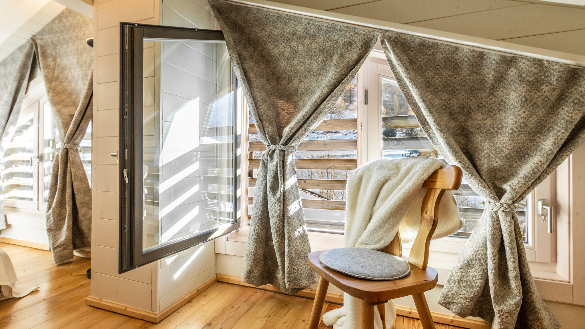 Italianway Valtournenche Chalet Piccolo Giglio in Nature