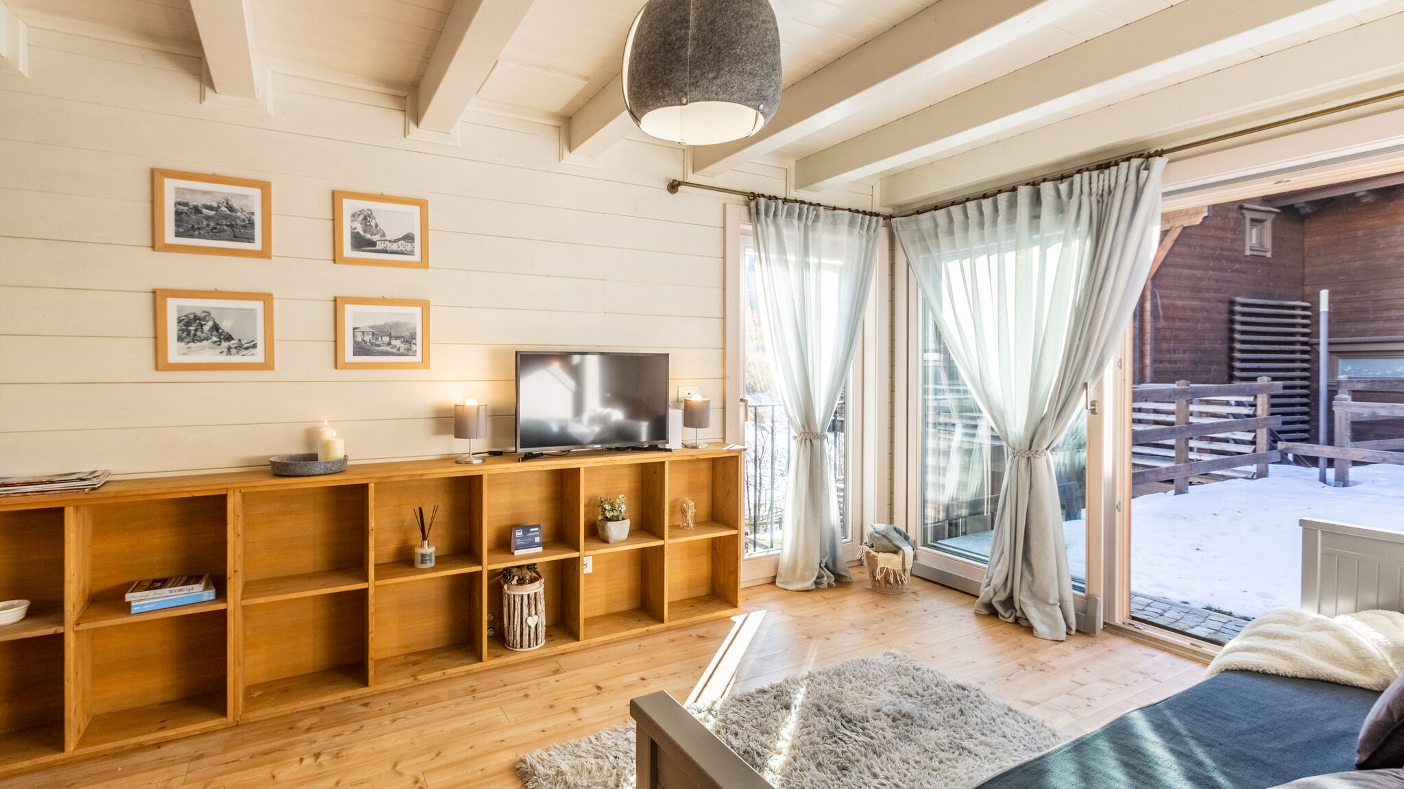 Italianway Valtournenche Chalet Piccolo Giglio in Nature