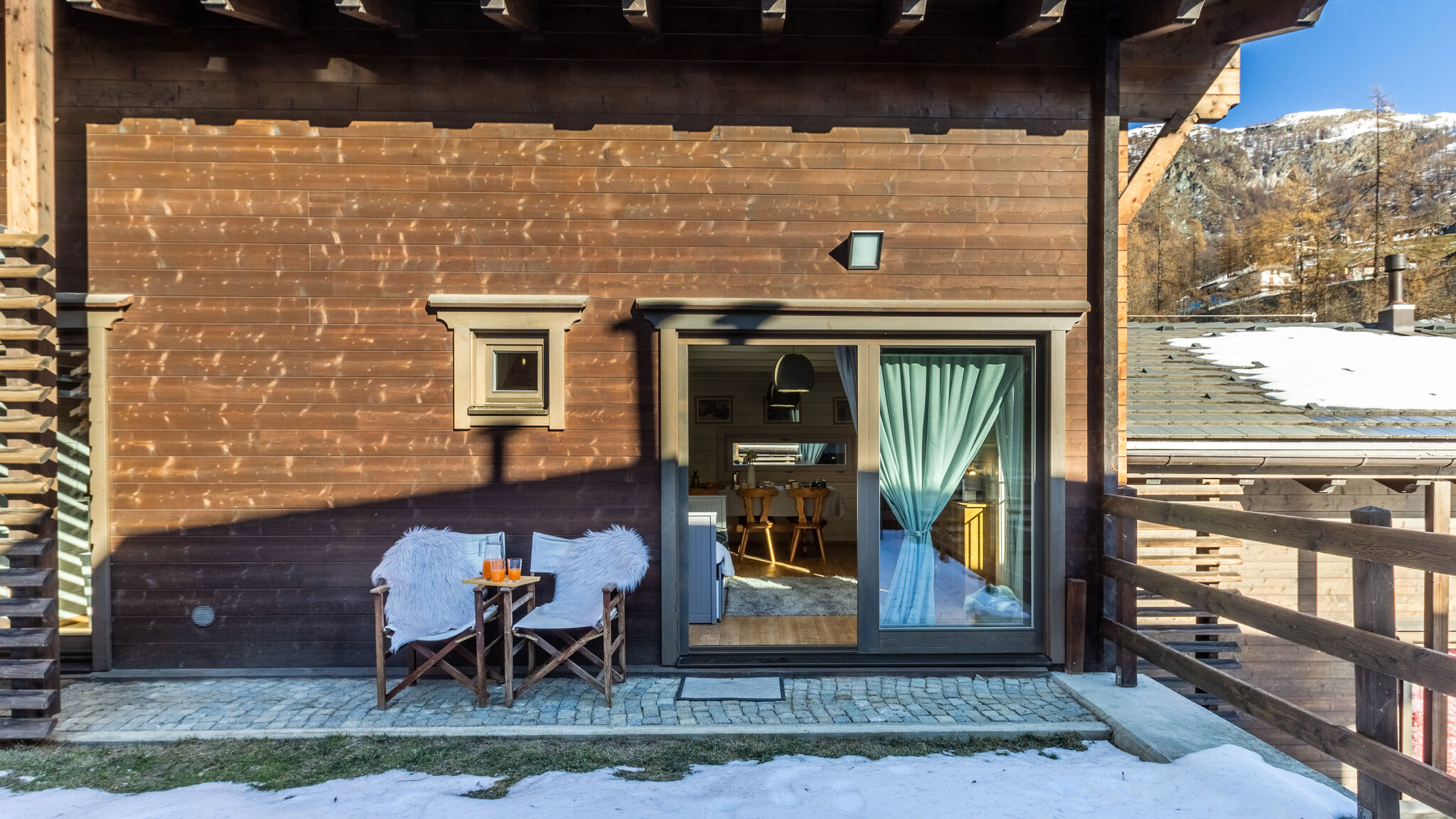 Italianway Valtournenche Chalet Piccolo Giglio in Nature