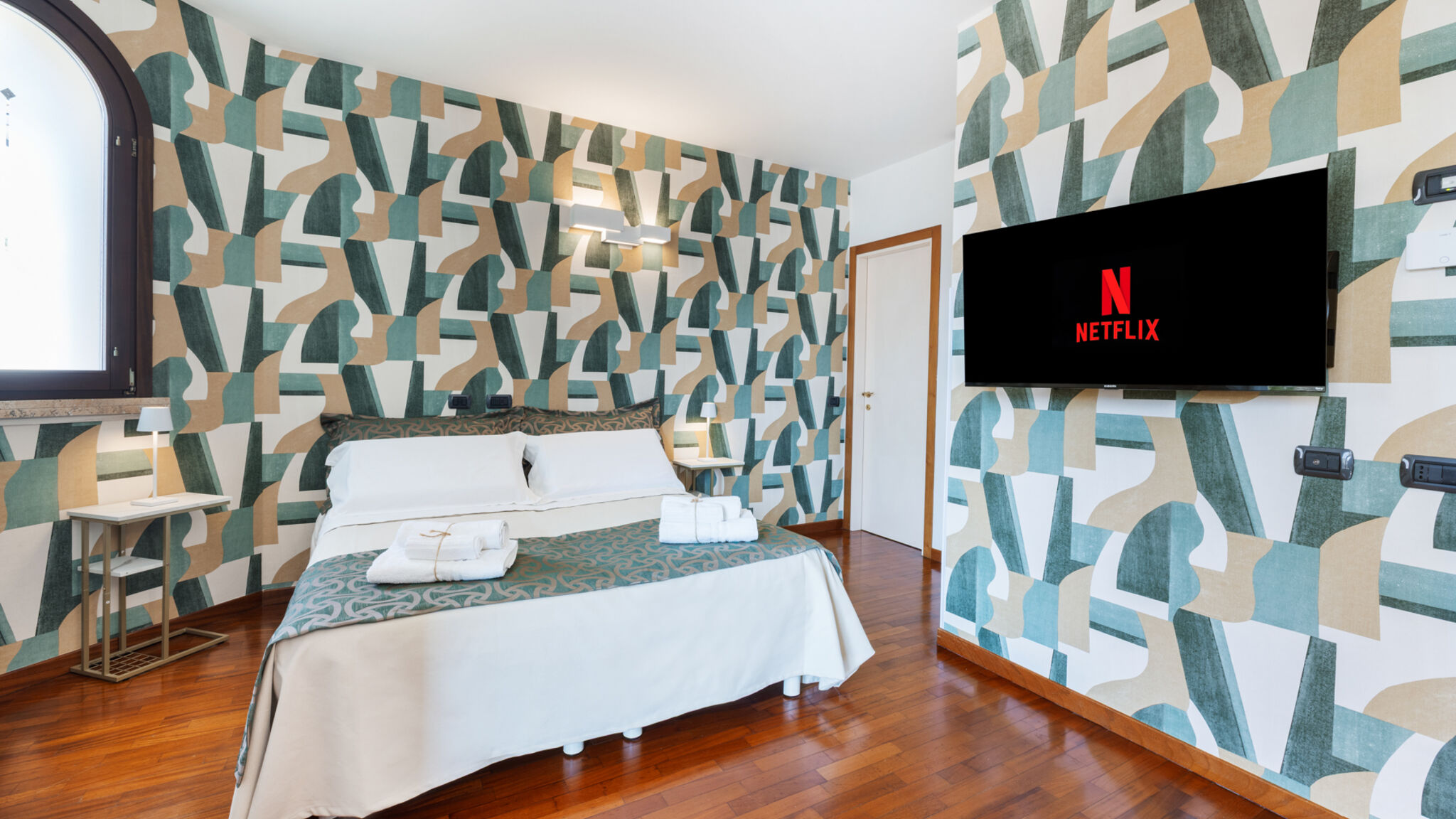 Italianway Misano Adriatico Le Rose Suite Deluxe con Balcone