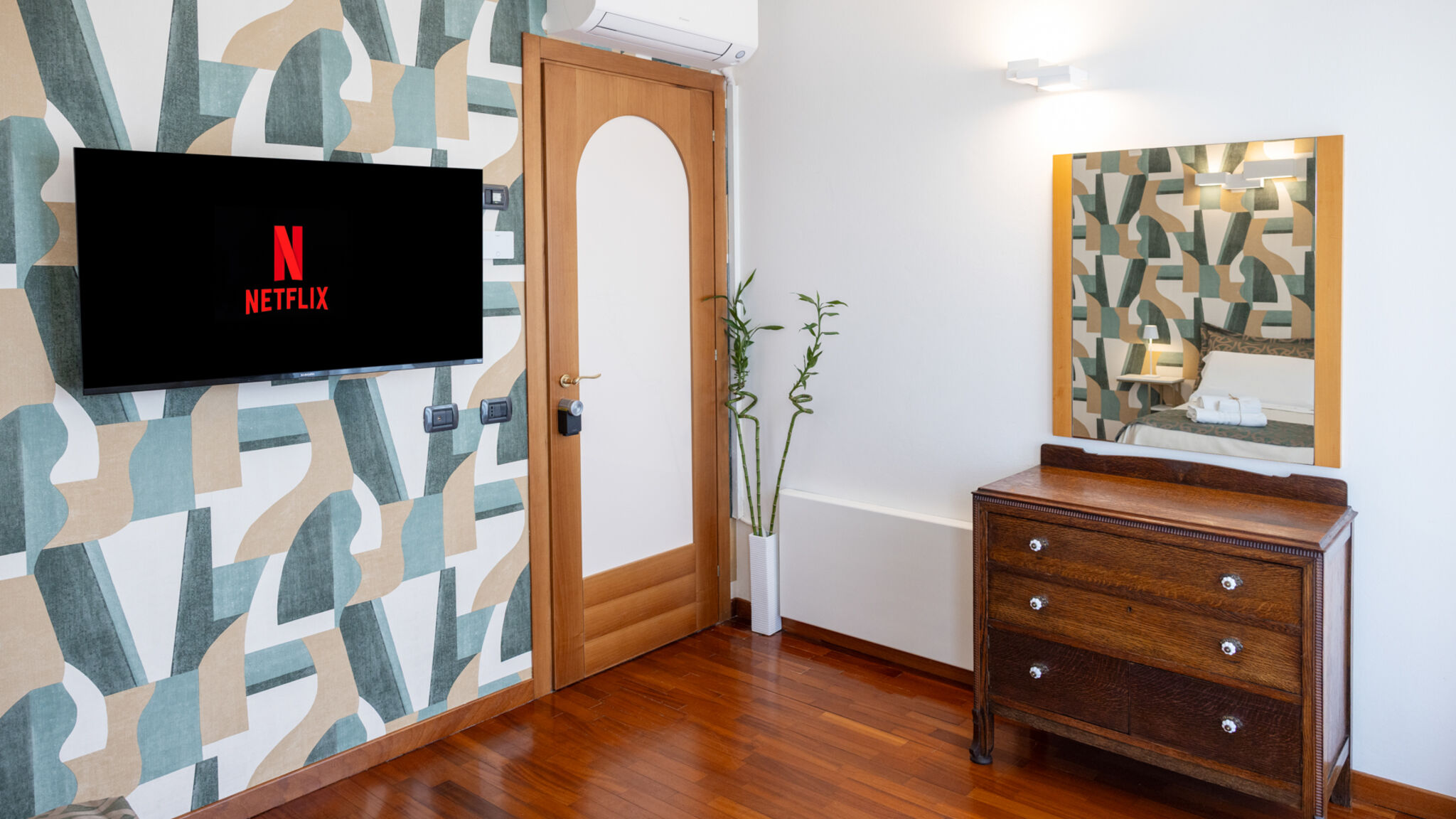 Italianway Misano Adriatico Le Rose Suite Deluxe con Balcone