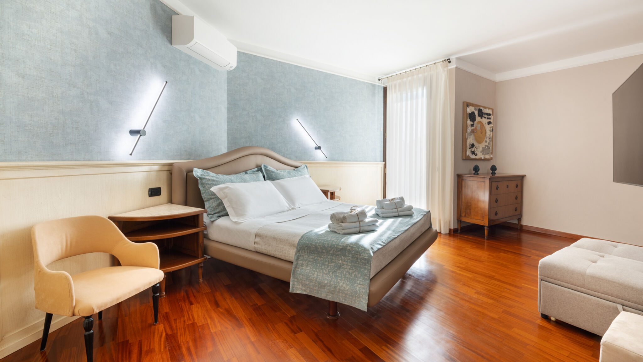 Italianway Misano Adriatico Le Rose Suite King Con Balcone