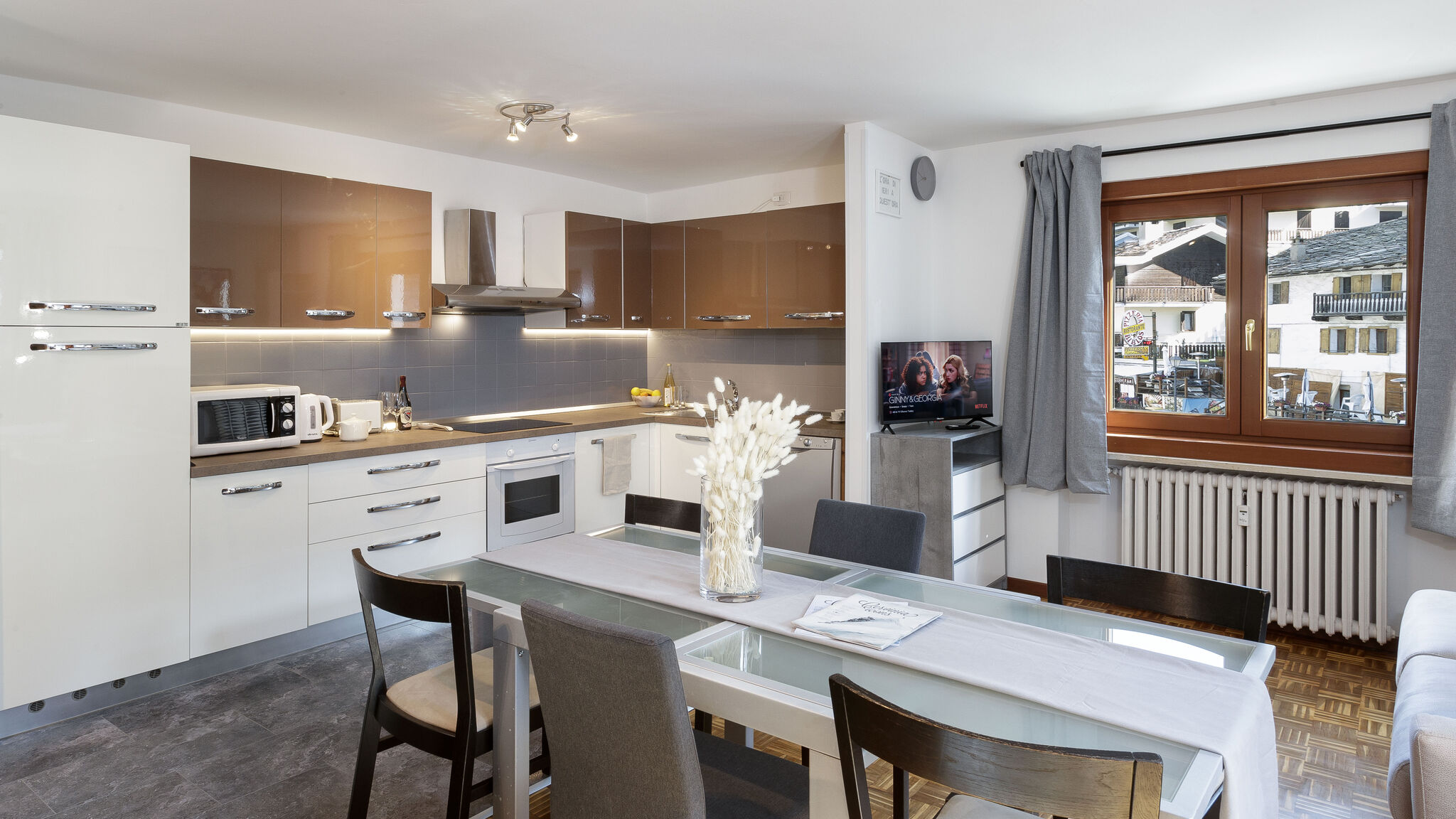 Italianway Valtournenche Chez León Central Escape