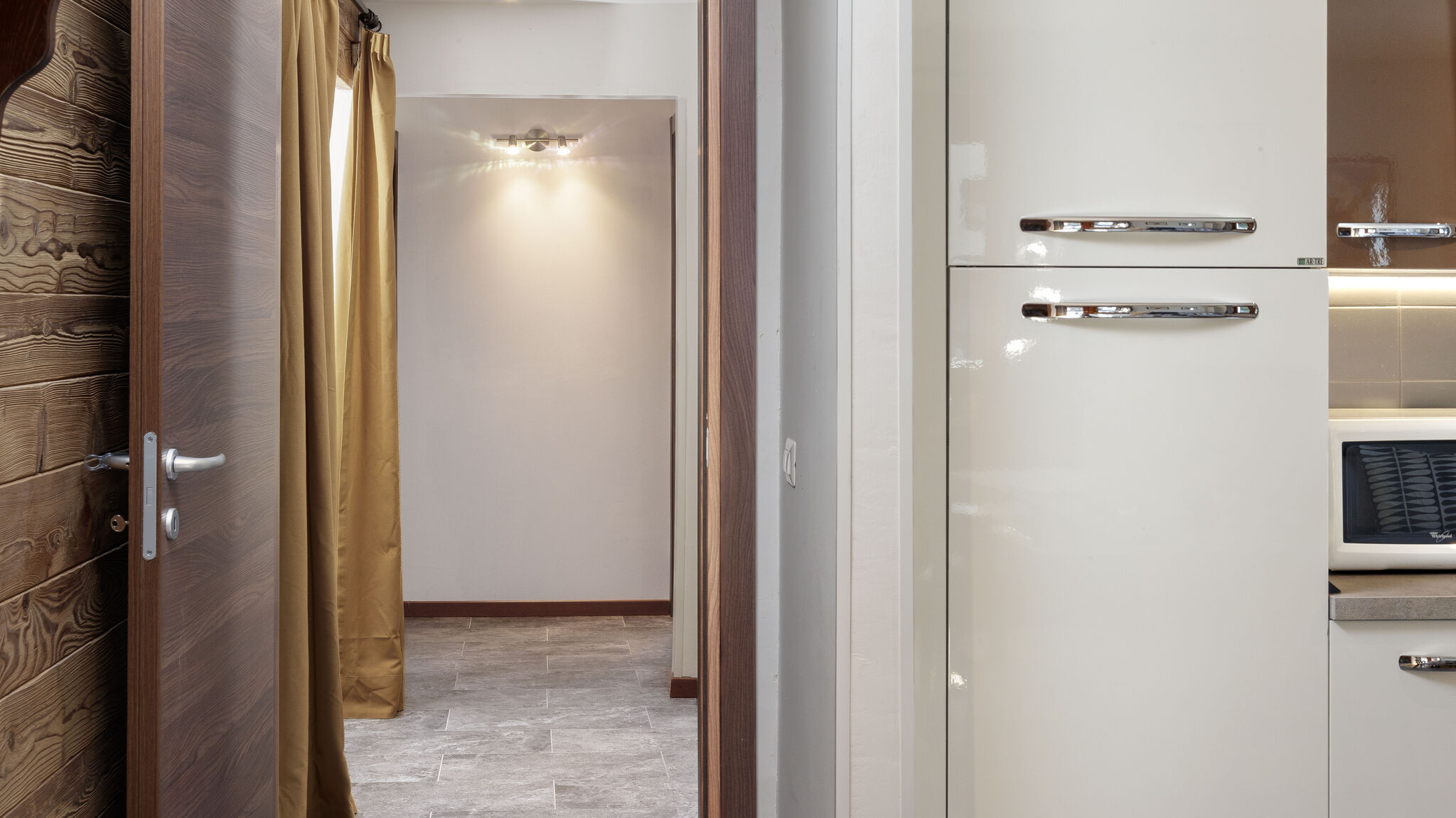 Italianway Valtournenche Chez León Central Escape