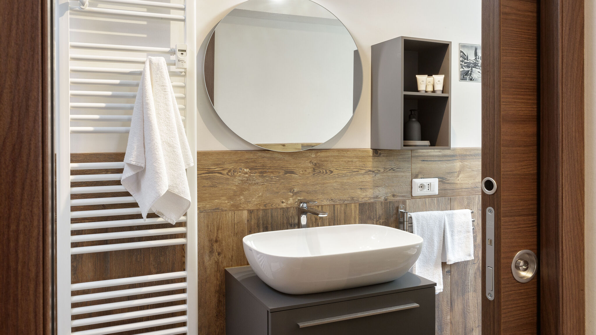 Italianway Valtournenche Chez León Central Escape