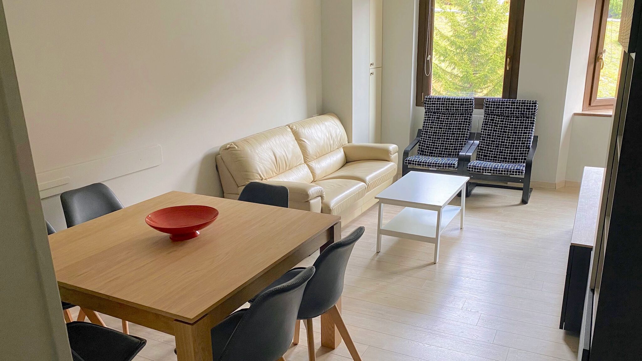 Italianway Valtournenche White dream Apartment in front of Matterhorn peak