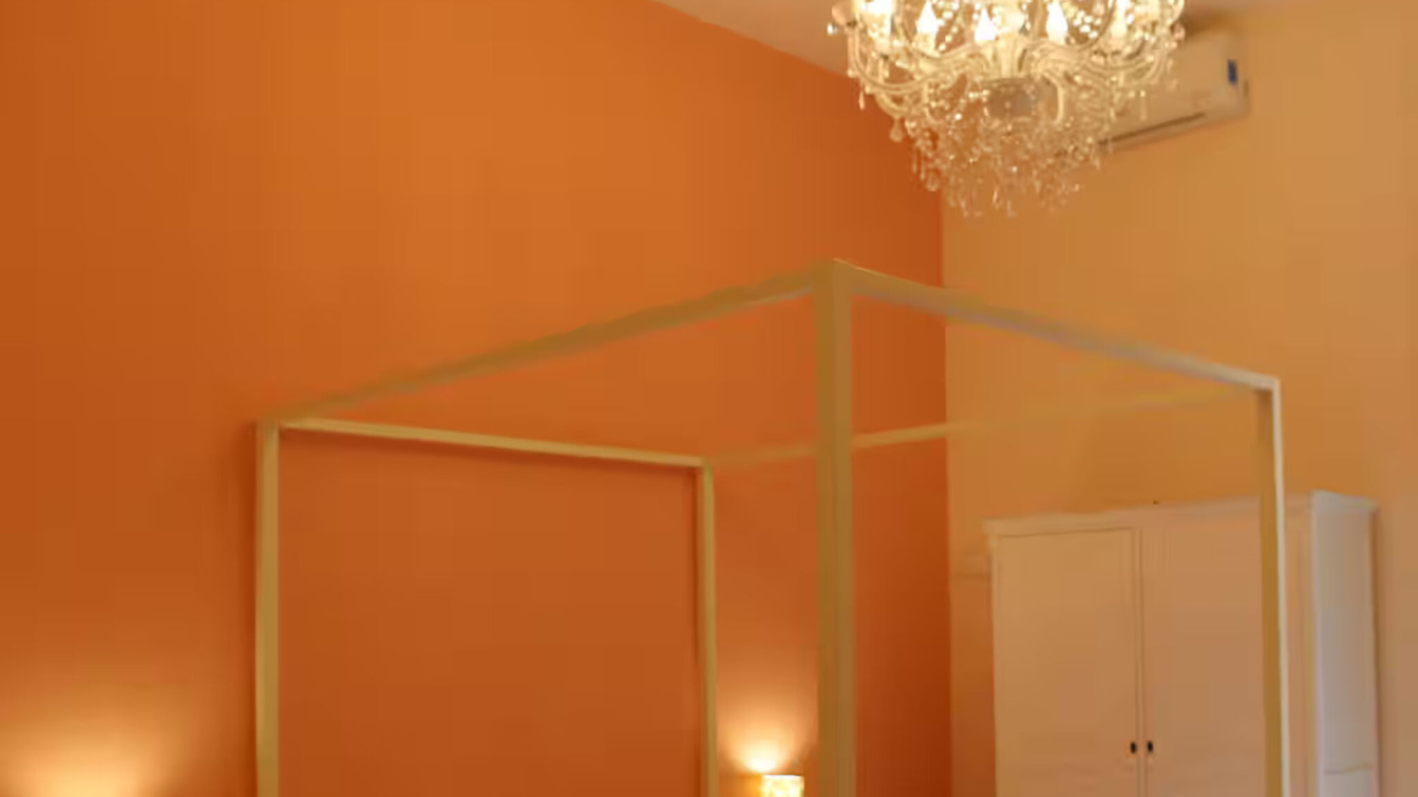 Italianway Napoli Luxury Toledo 22 - “Regina Elena”