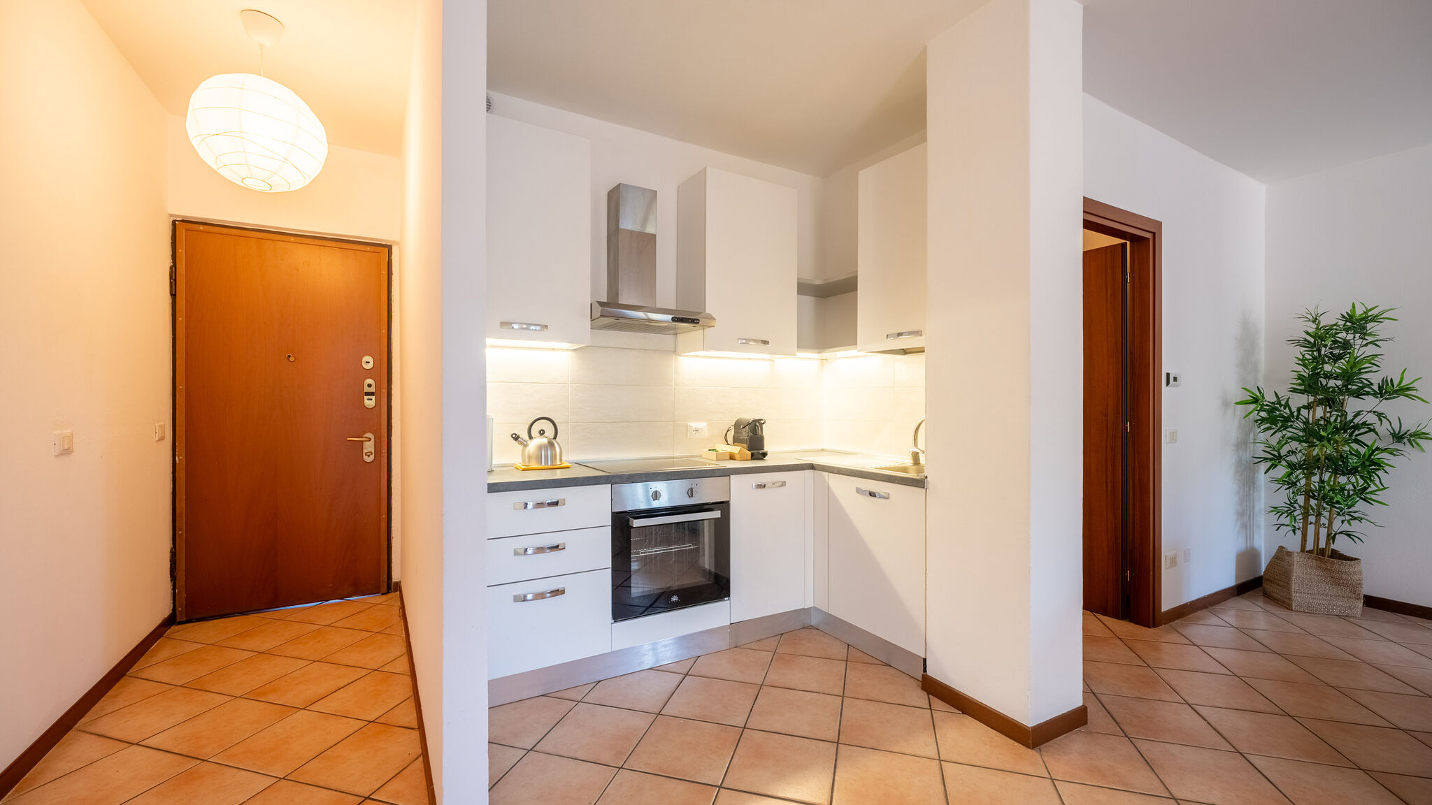 Italianway Bellagio Sunny Apartment with Terrace