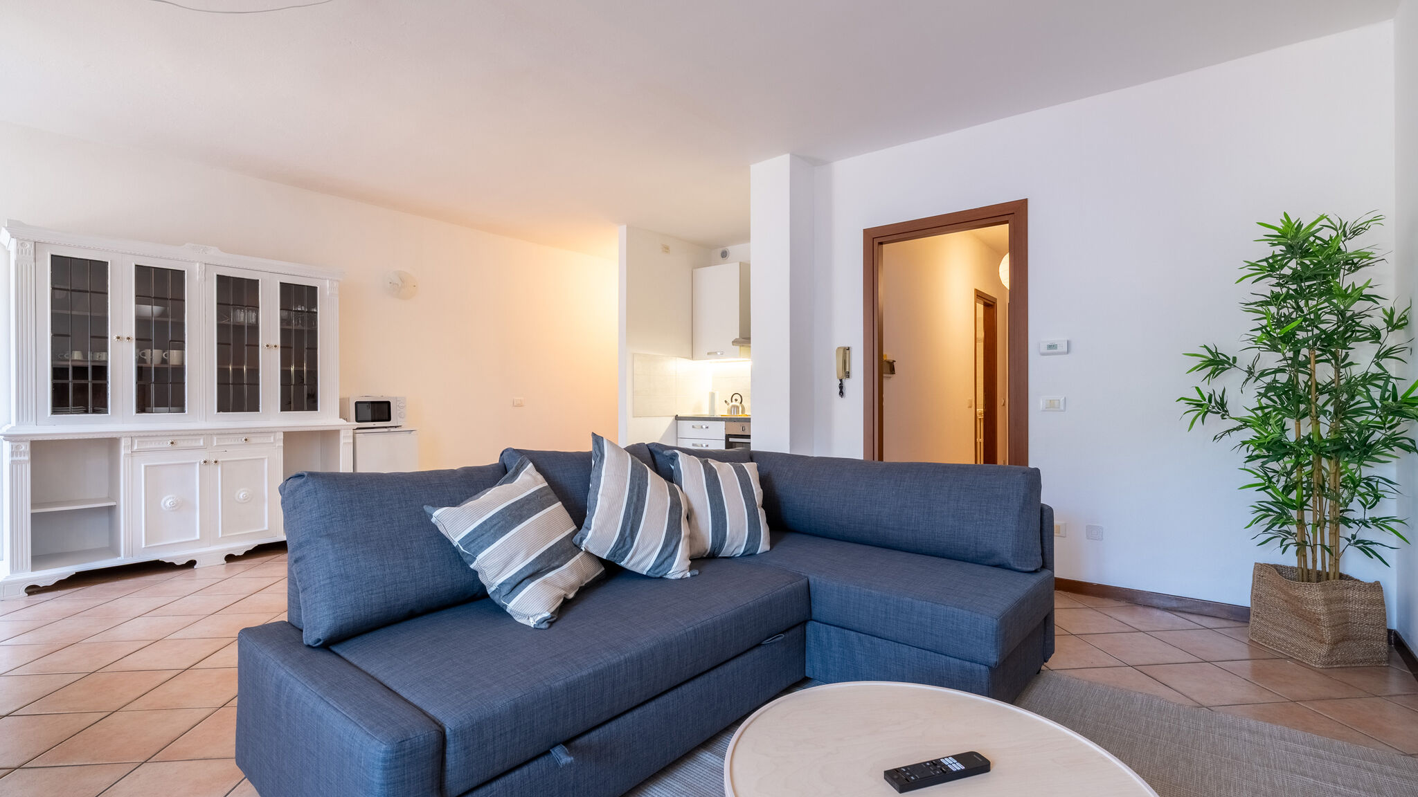 Italianway Bellagio Sunny Apartment with Terrace