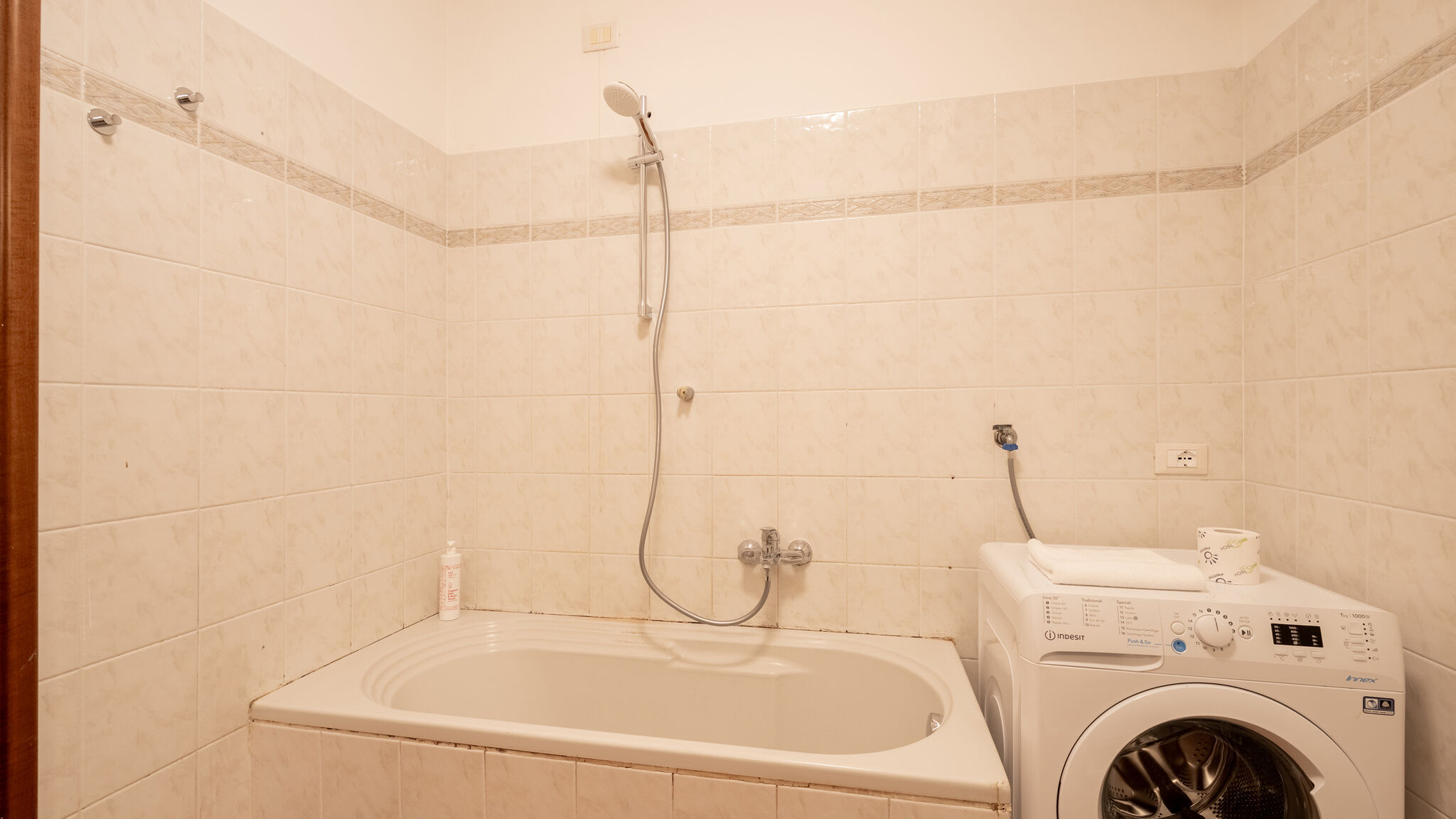 Italianway Bellagio Sunny Apartment with Terrace