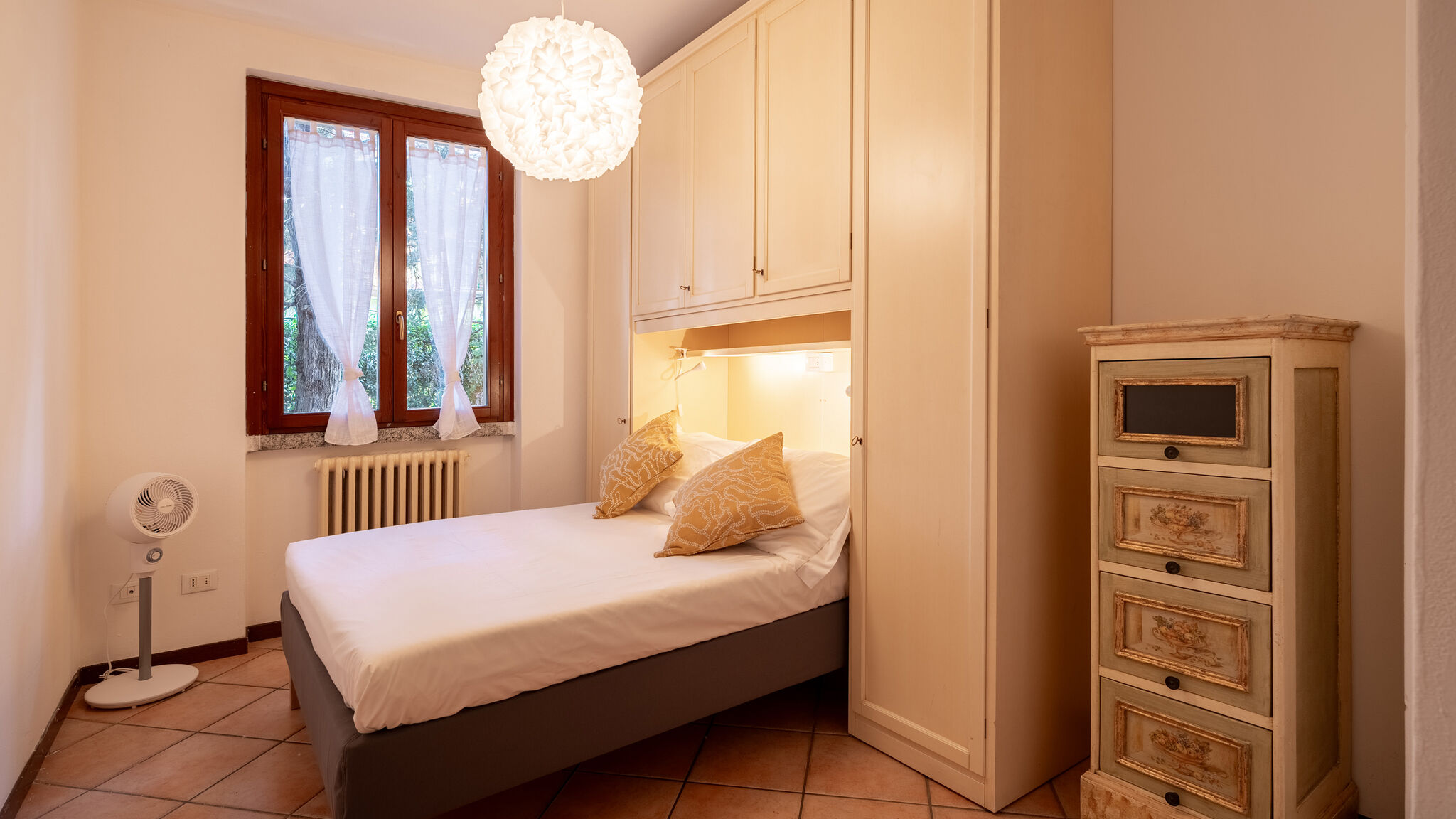 Italianway Bellagio Sunny Apartment with Terrace