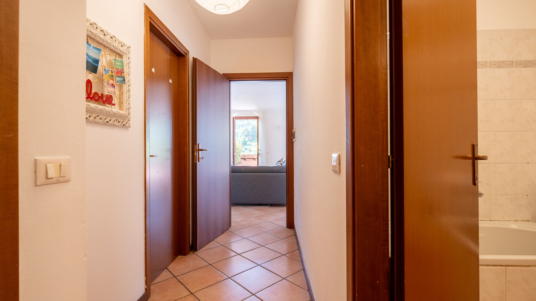 Italianway Bellagio Sunny Apartment with Terrace