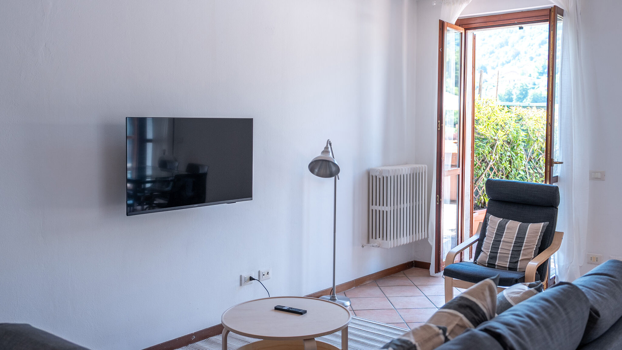 Italianway Bellagio Sunny Apartment with Terrace