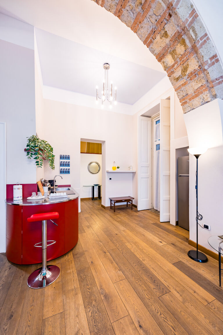 Italianway Napoli Quercia design home in the center 