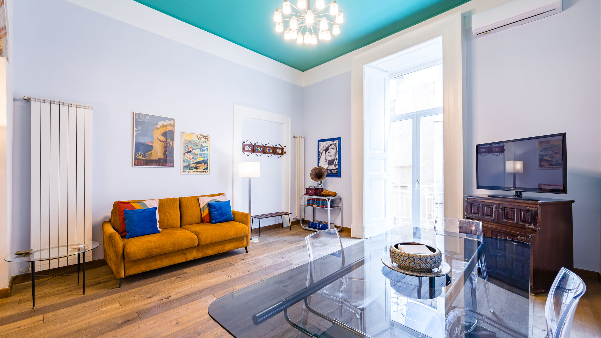 Italianway Napoli Quercia design home in the center 