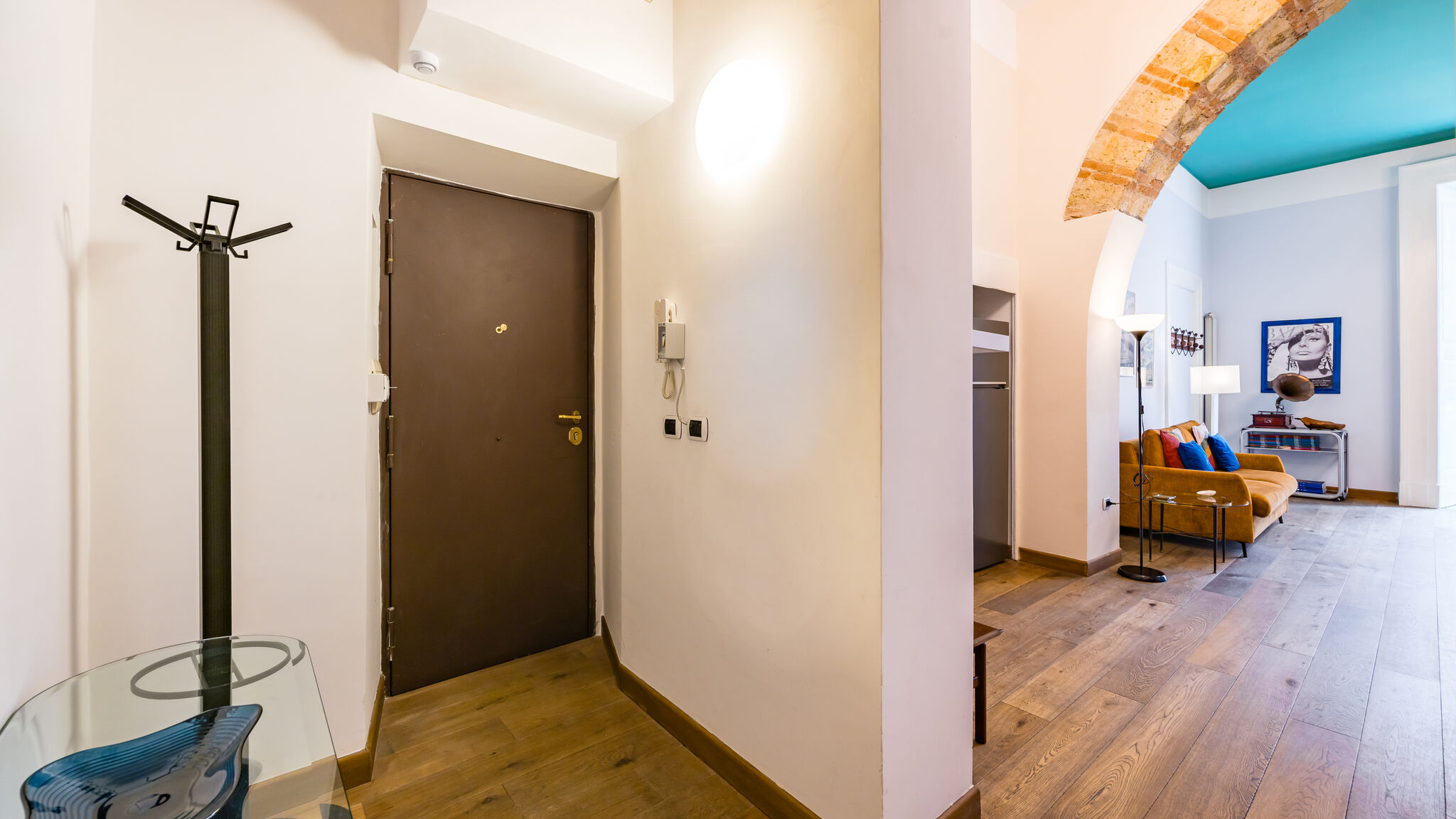 Italianway Napoli Quercia design home in the center 