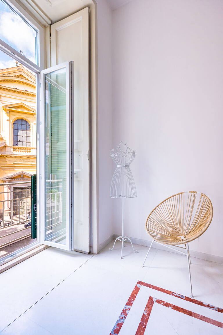 Italianway Napoli Luxury Toledo 22 - “Regina Elena”