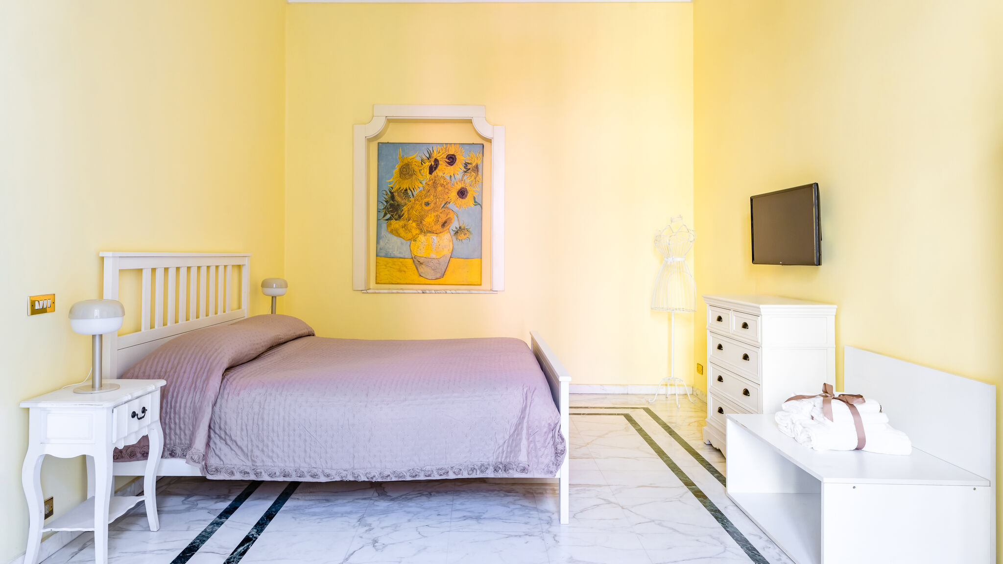 Italianway Napoli Luxury Toledo 22 - “Re Vittorio Emanuele”