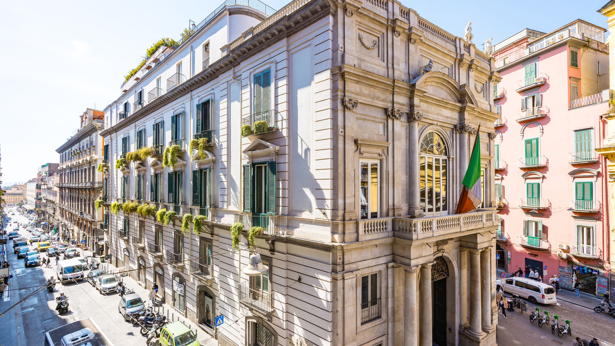 Italianway Napoli Luxury Toledo 22 - “Re Vittorio Emanuele”