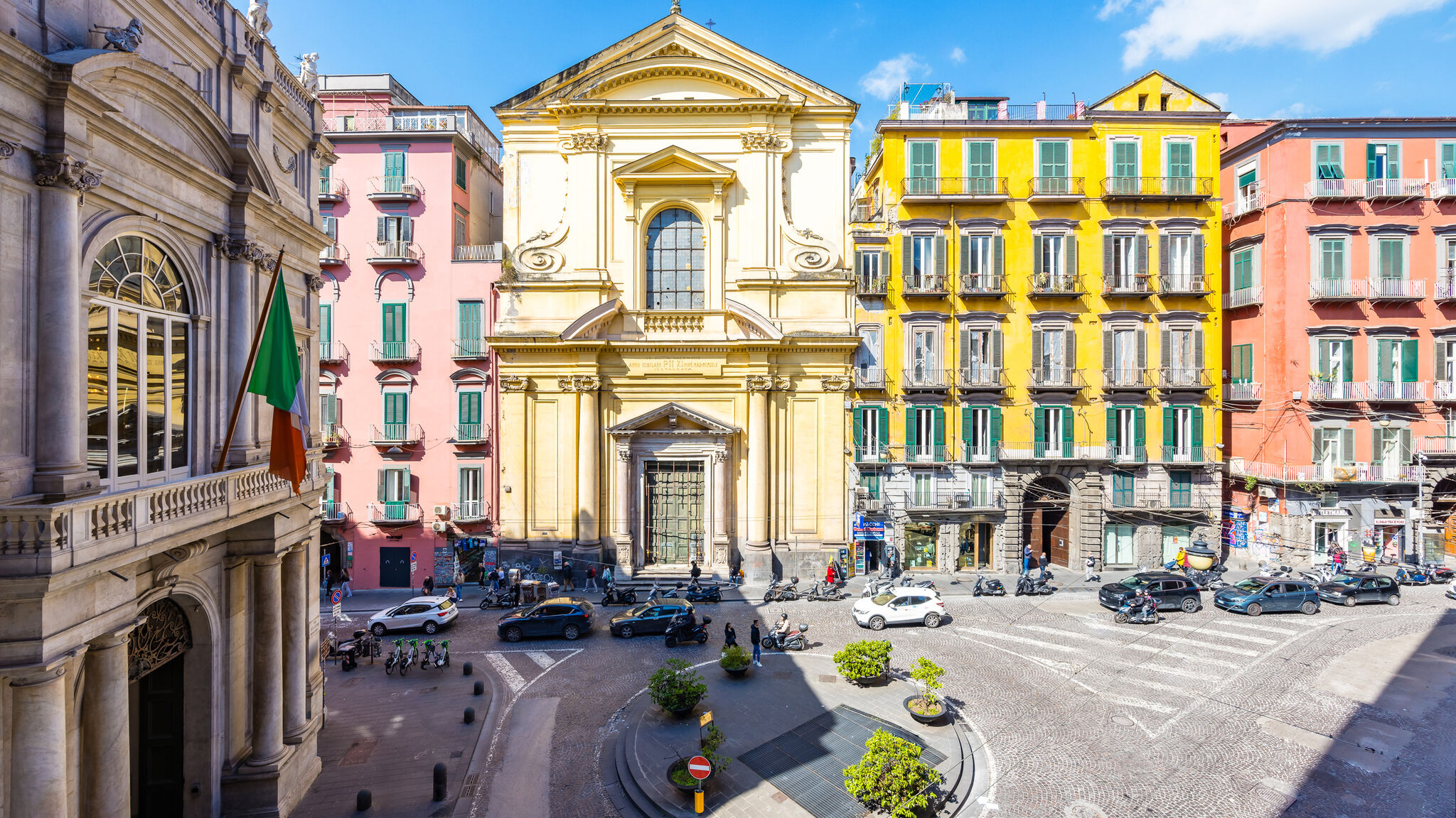 Italianway Napoli Luxury Toledo 22 - “Re Vittorio Emanuele”