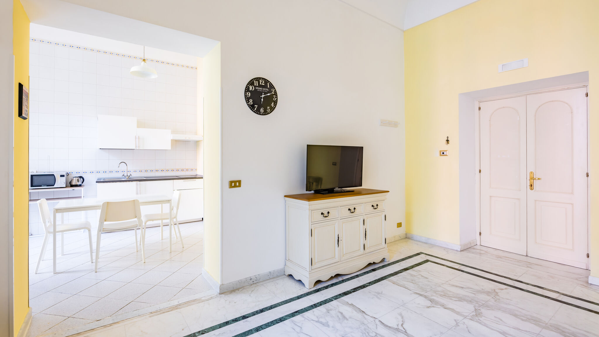 Italianway Napoli Luxury Toledo 22 - “Re Vittorio Emanuele”