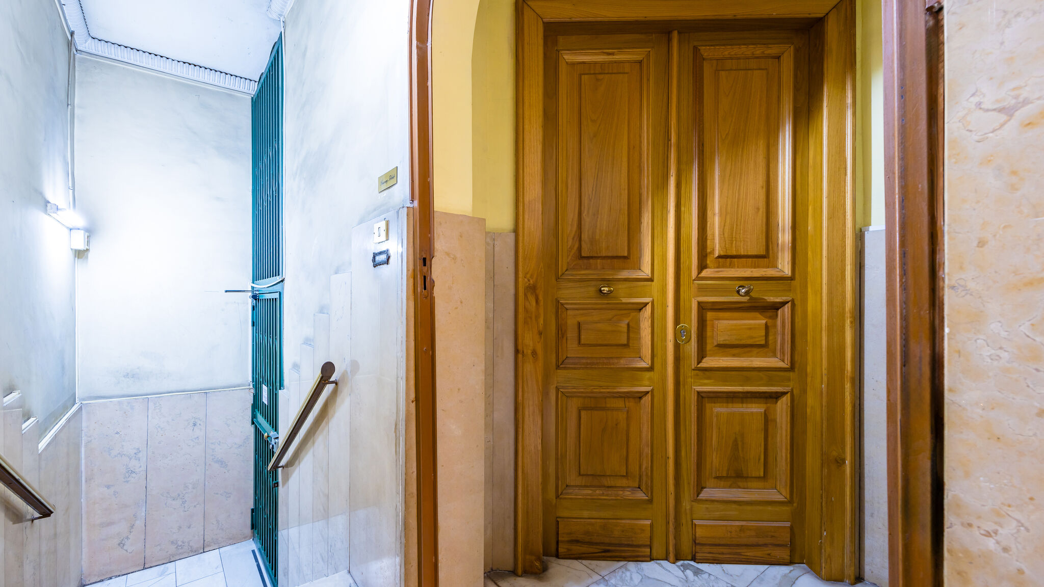 Italianway Napoli Luxury Toledo 22 - “Re Vittorio Emanuele”