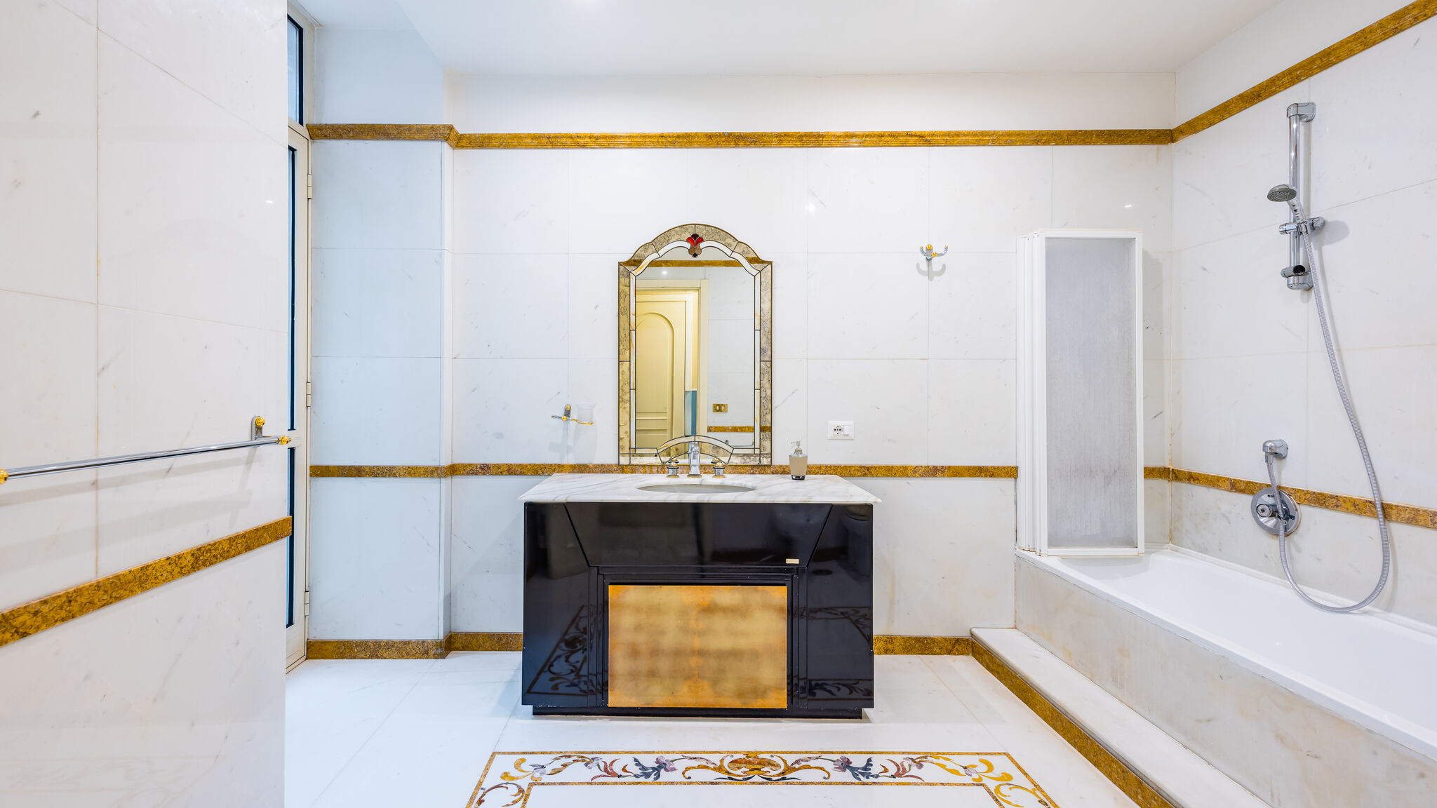 Italianway Napoli Luxury Toledo 22 - Regina Vittoria