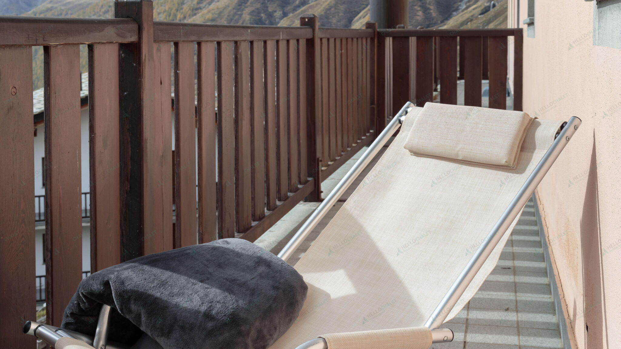 Italianway Valtournenche Maison Skis Aux Pieds – Ski-In/Ski-Out Retreat