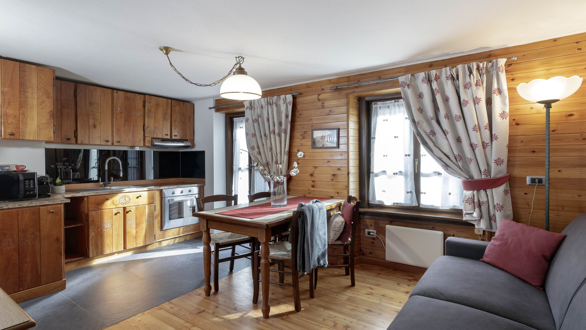 Italianway Valtournenche Maison Maquignaz Central View