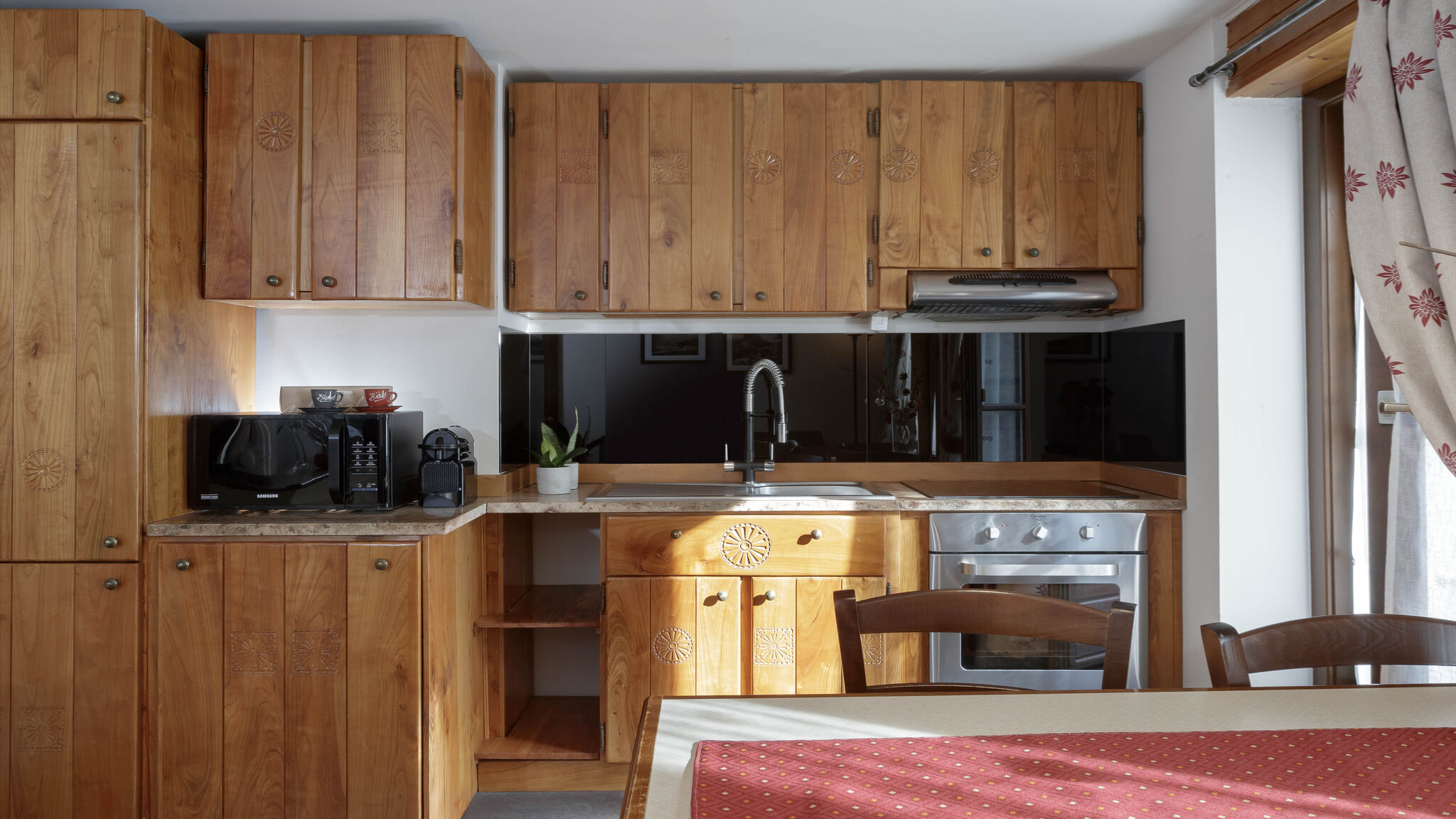 Italianway Valtournenche Maison Maquignaz Central View