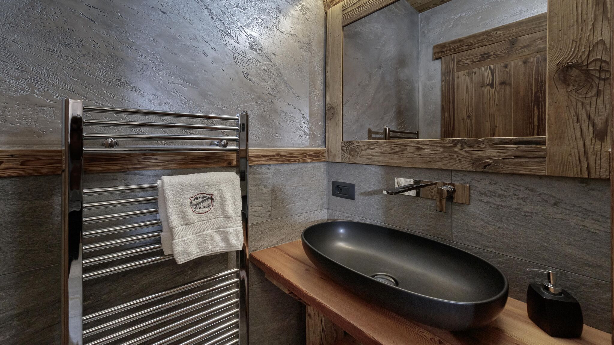 Italianway Valtournenche Ski Apartment Francois - Private Hot Tub Terrace