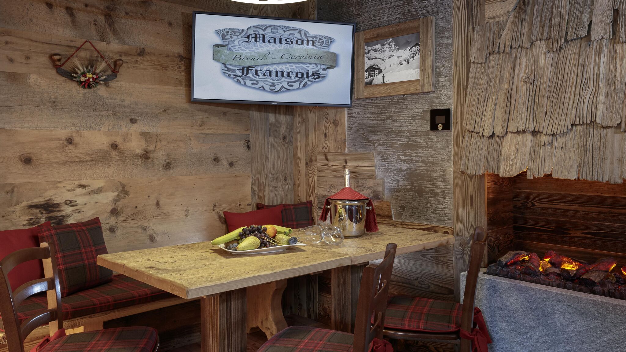 Italianway Valtournenche Ski Apartment Francois - Private Hot Tub Terrace