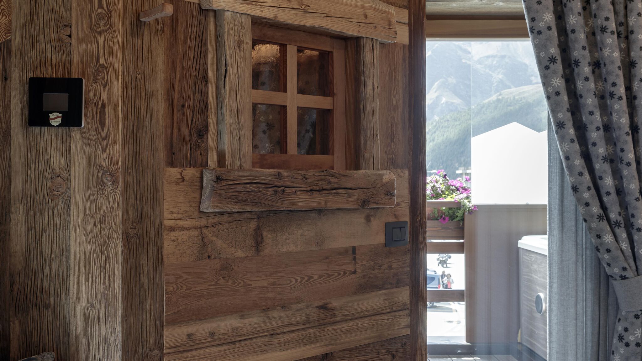 Italianway Valtournenche Ski Apartment Francois - Private Hot Tub Terrace