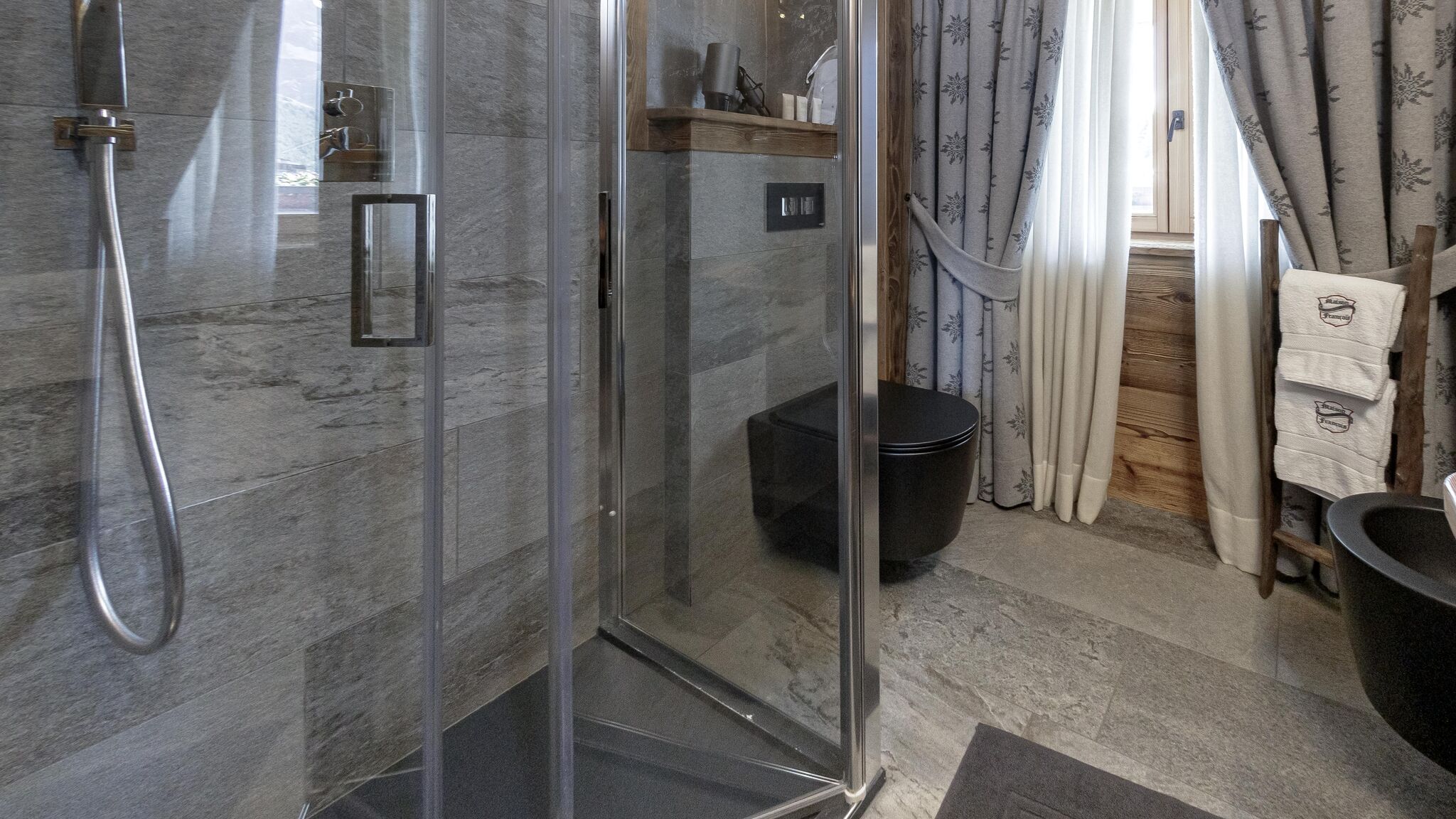 Italianway Valtournenche Ski Apartment Francois - Private Hot Tub Terrace