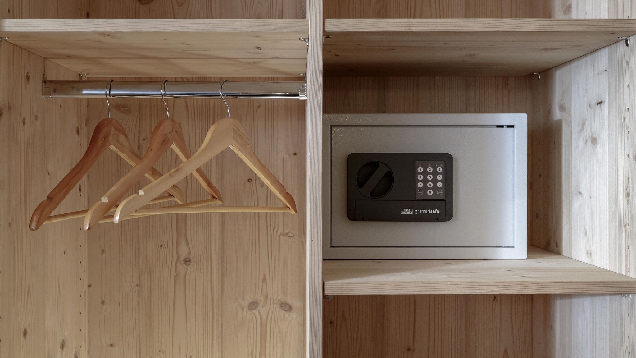 Italianway Valtournenche Ski Apartment Francois - Private Hot Tub Terrace