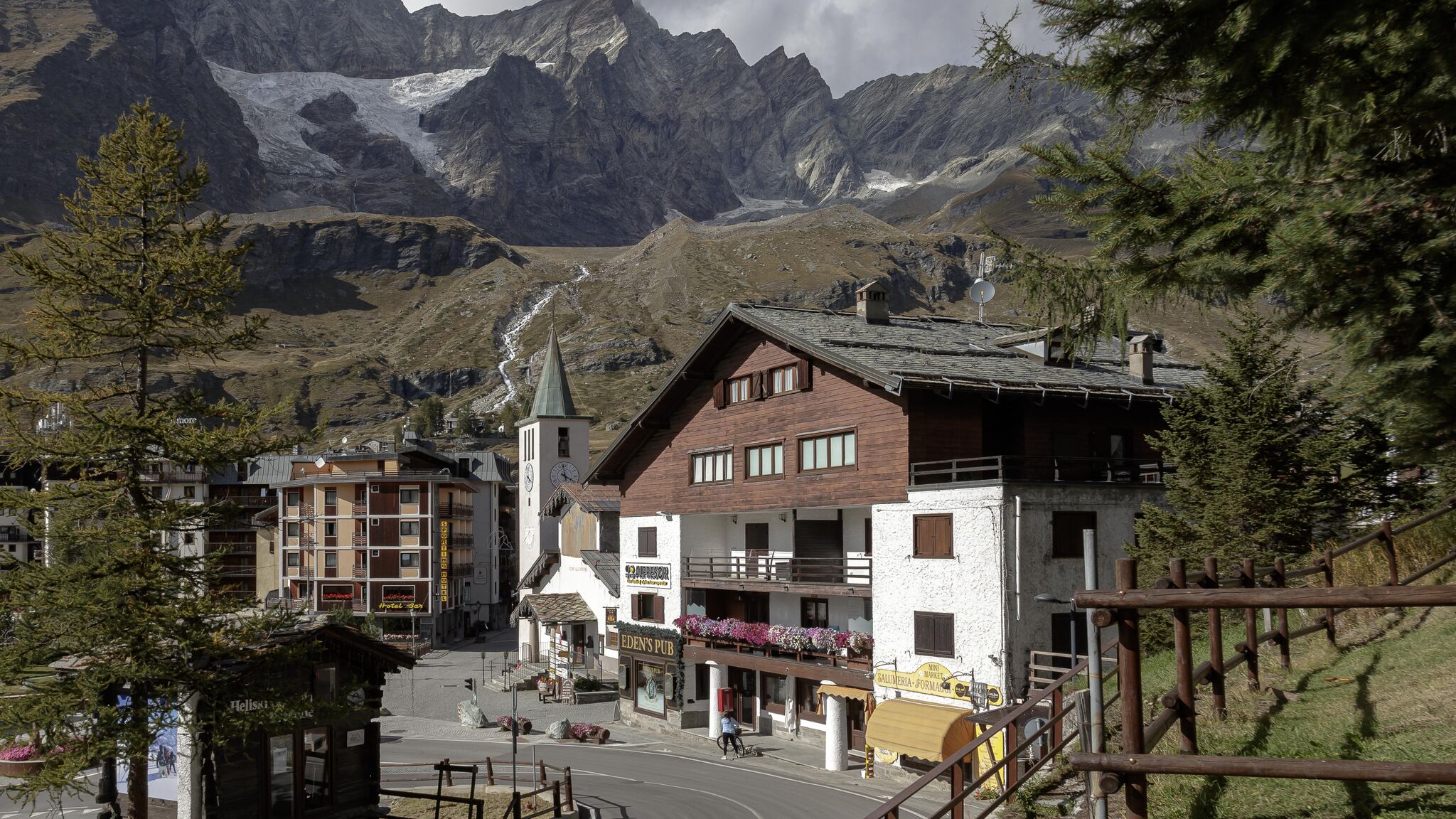 Italianway Valtournenche Ski Apartment Francois - Private Hot Tub Terrace