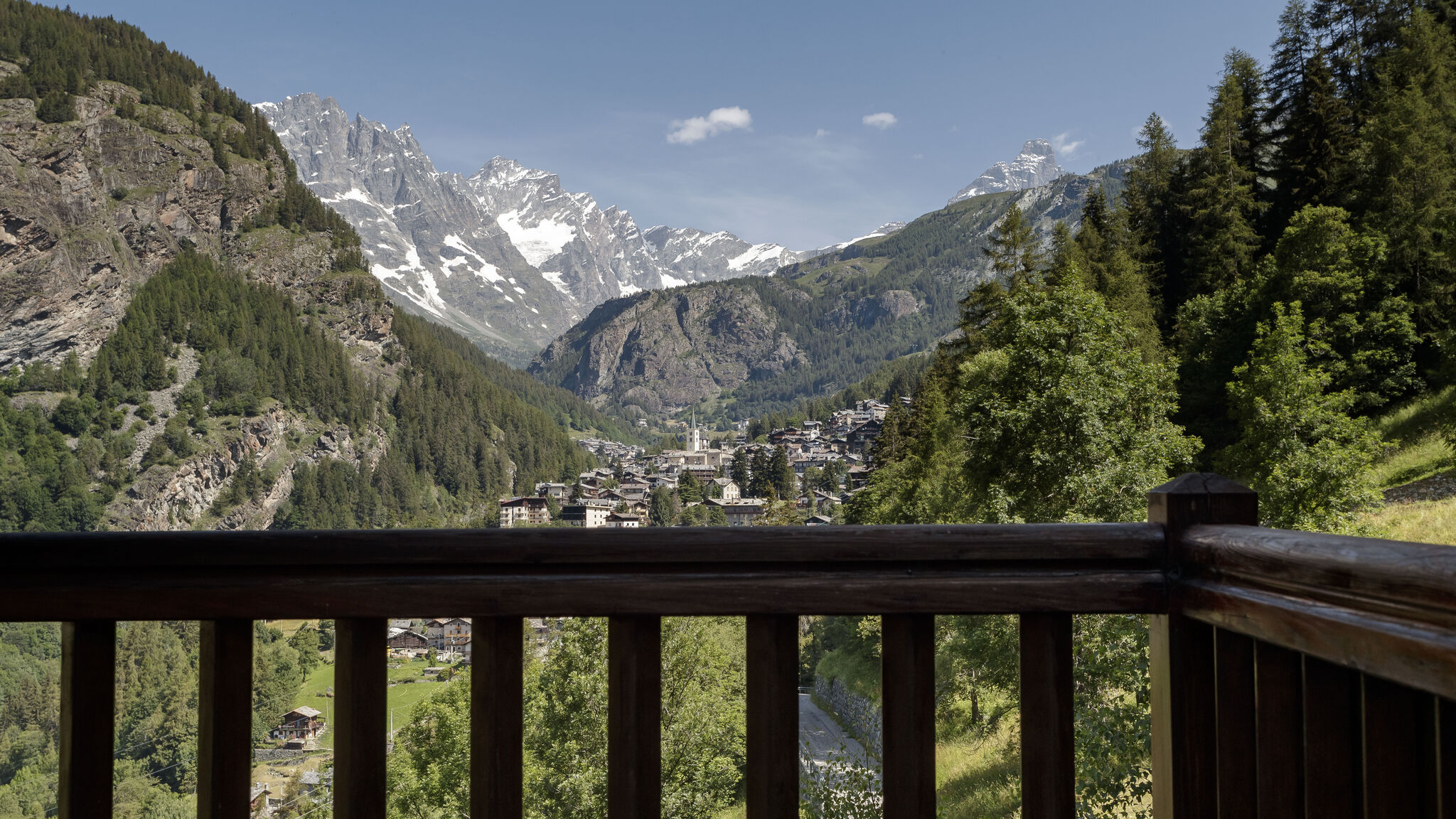 Italianway Valtournenche Chalet da MiRo - Authentic Rascard & Scenic View
