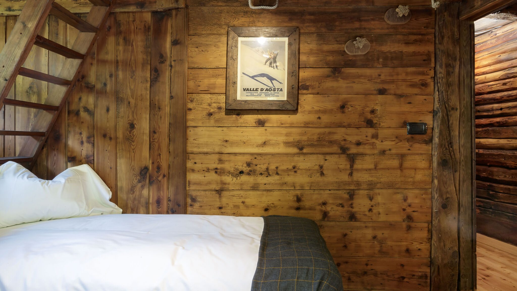 Italianway Valtournenche Chalet da MiRo - Authentic Rascard & Scenic View