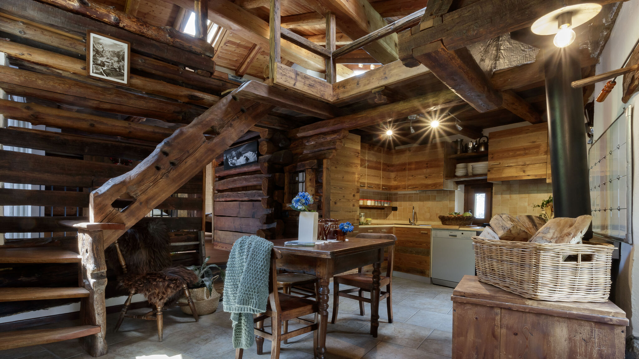 Italianway Valtournenche Chalet da MiRo - Authentic Rascard & Scenic View